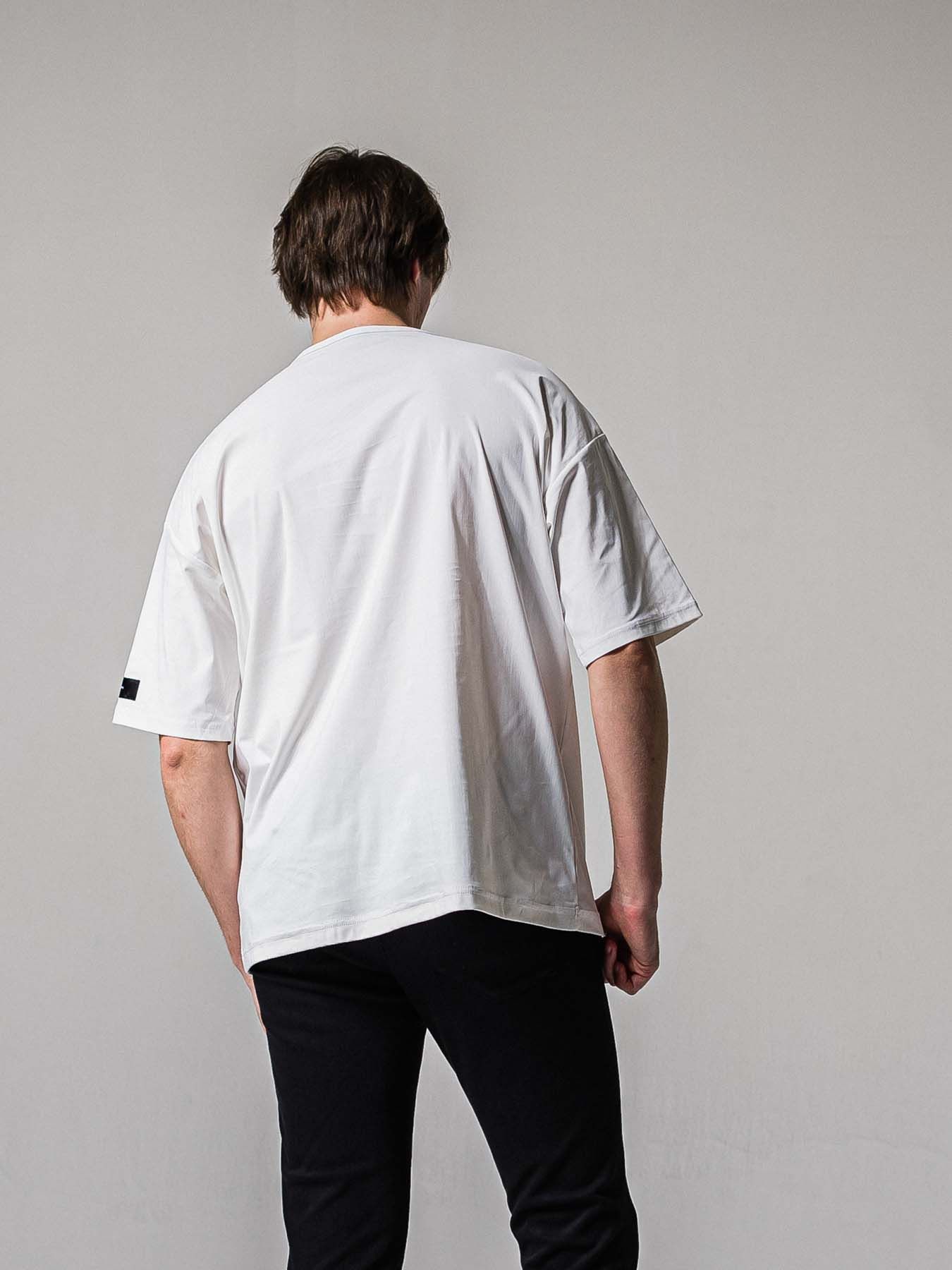 【予約品 11月16日(日) 締切】LEATER POCKET OVER NYLON T / エコレザーポケット ルーズTシャツ / ホワイト