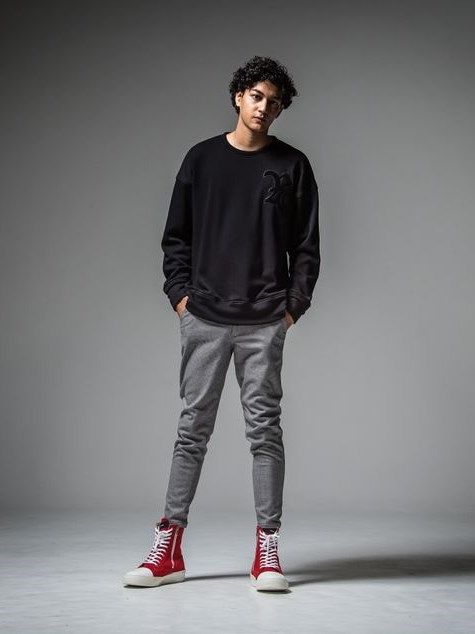 RC chenille velours fleece drop trainer / 裏起毛ロゴワッペントレーナー / ブラック 【RESOUND CLOTHING】
