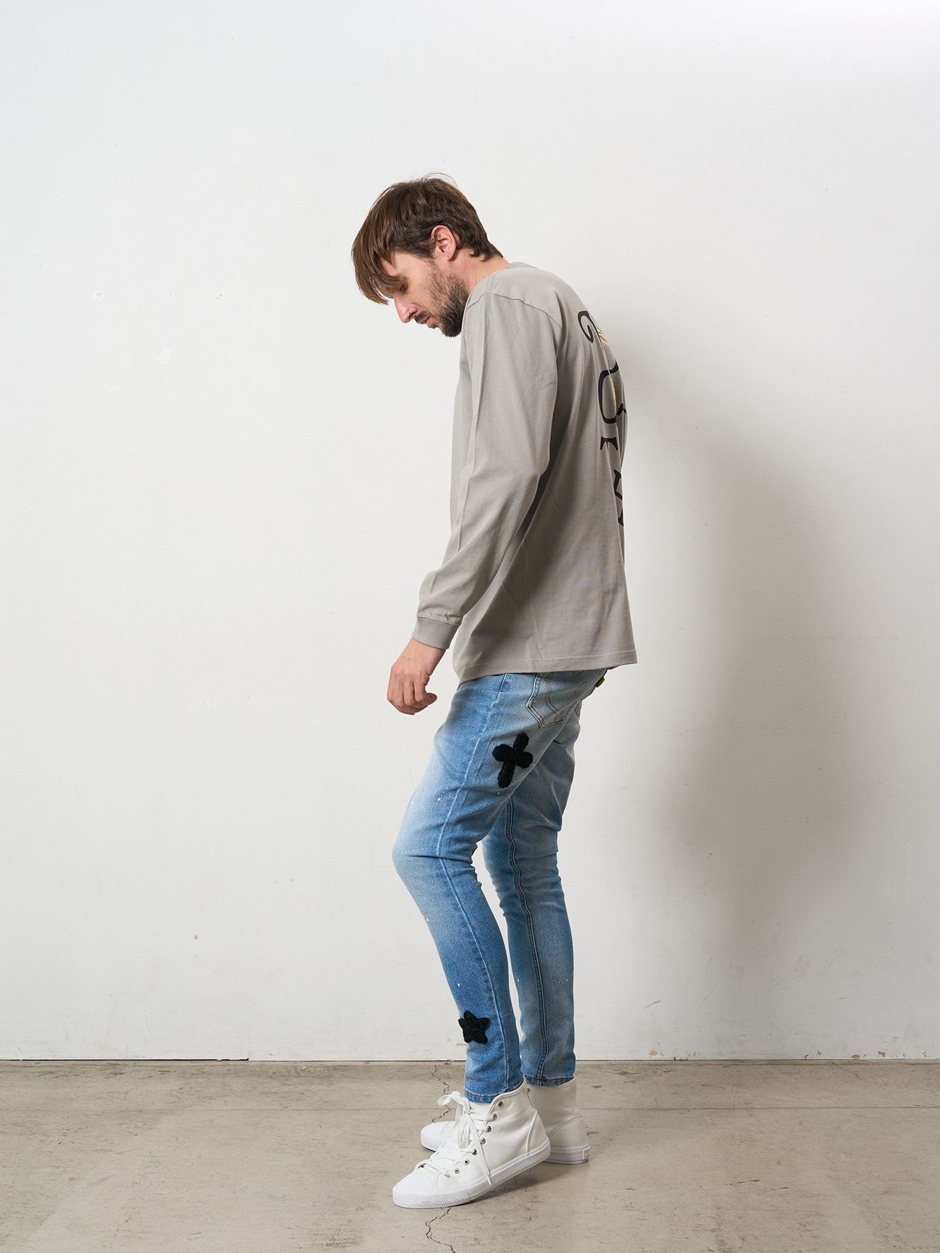 【予約品 5月8日(木) AM10時 締切】 5.6ozコットン天竺 YOU GOT THIS シークインLS Tシャツ / チャコールグレー