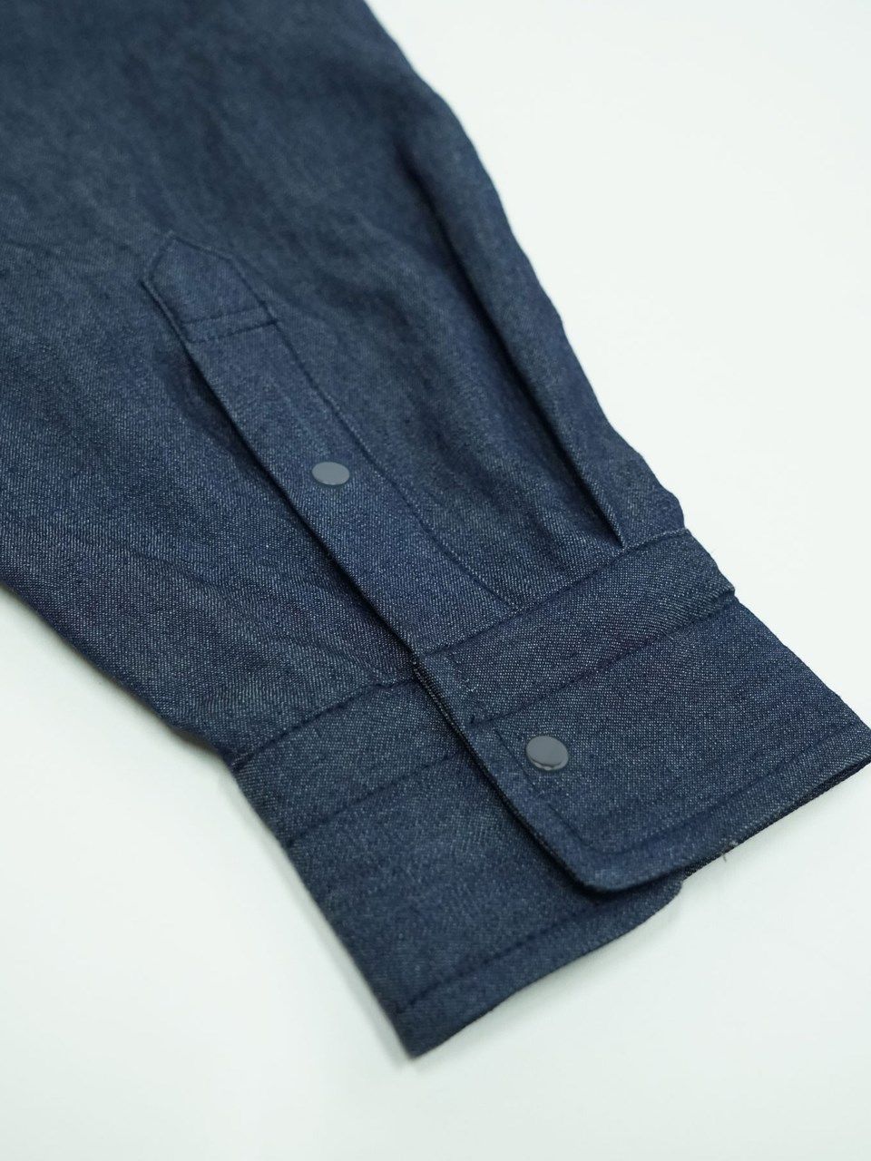 《予約品》 BEACH SHIRTS / シャツ / デニム