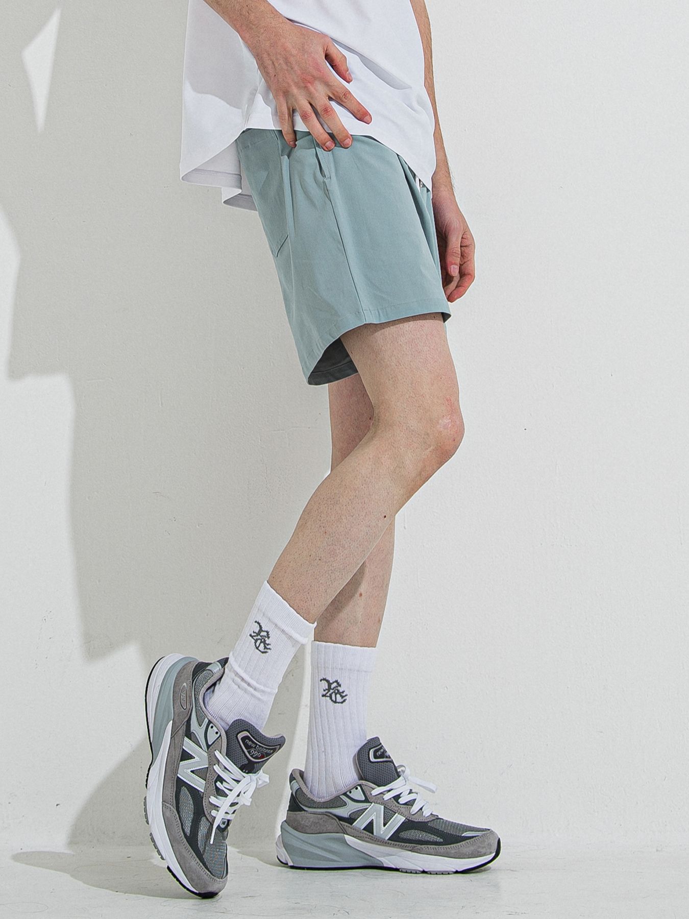 【予約品 】TV NYLON SHORTS / ティーヴィーナイロンショーツ / アクア