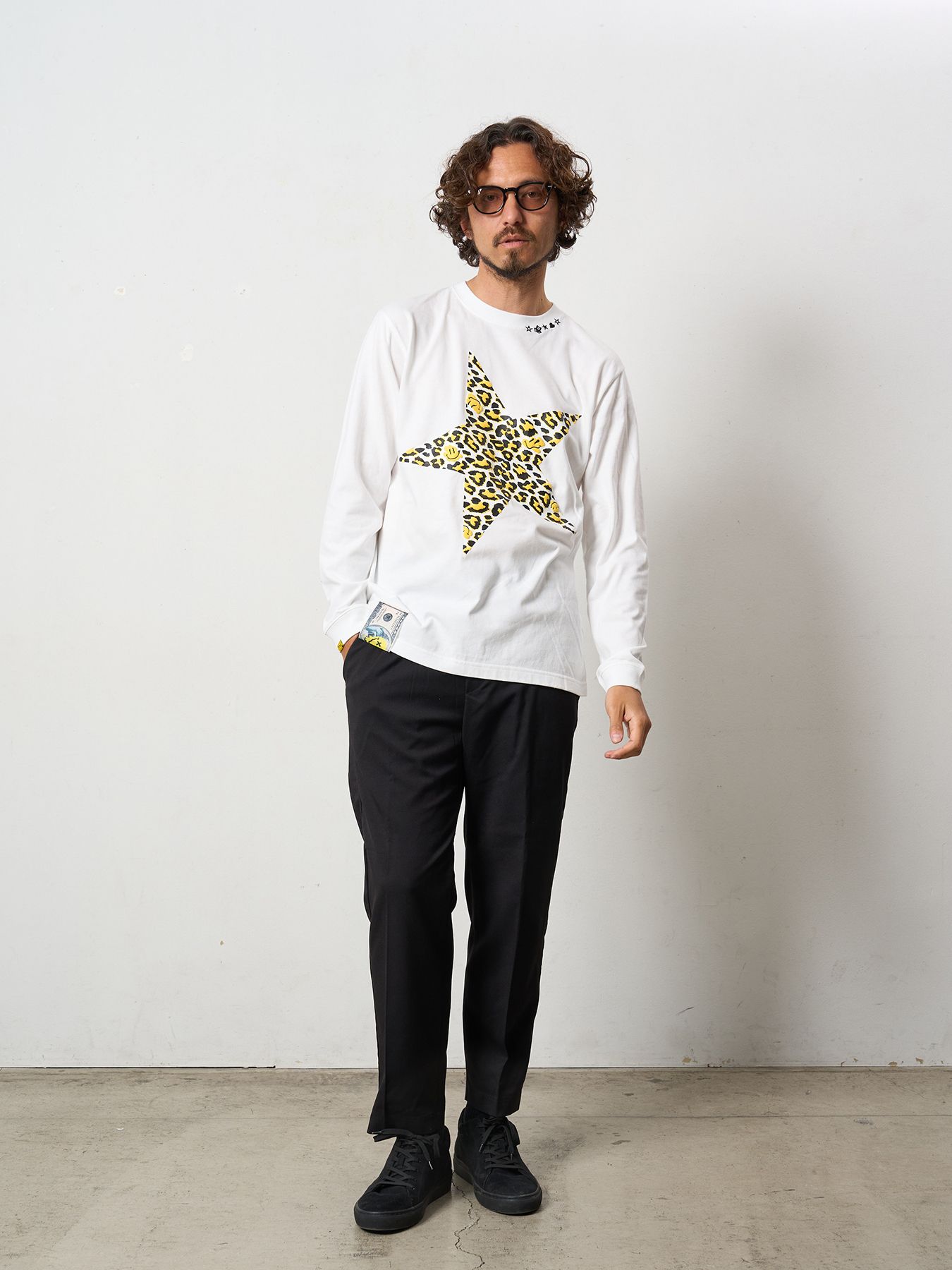 【予約品 5月8日(木) AM10時 締切】 5.6ozコットン天竺 レオパードスタースマイル発泡プリント LS Tシャツ / ホワイト