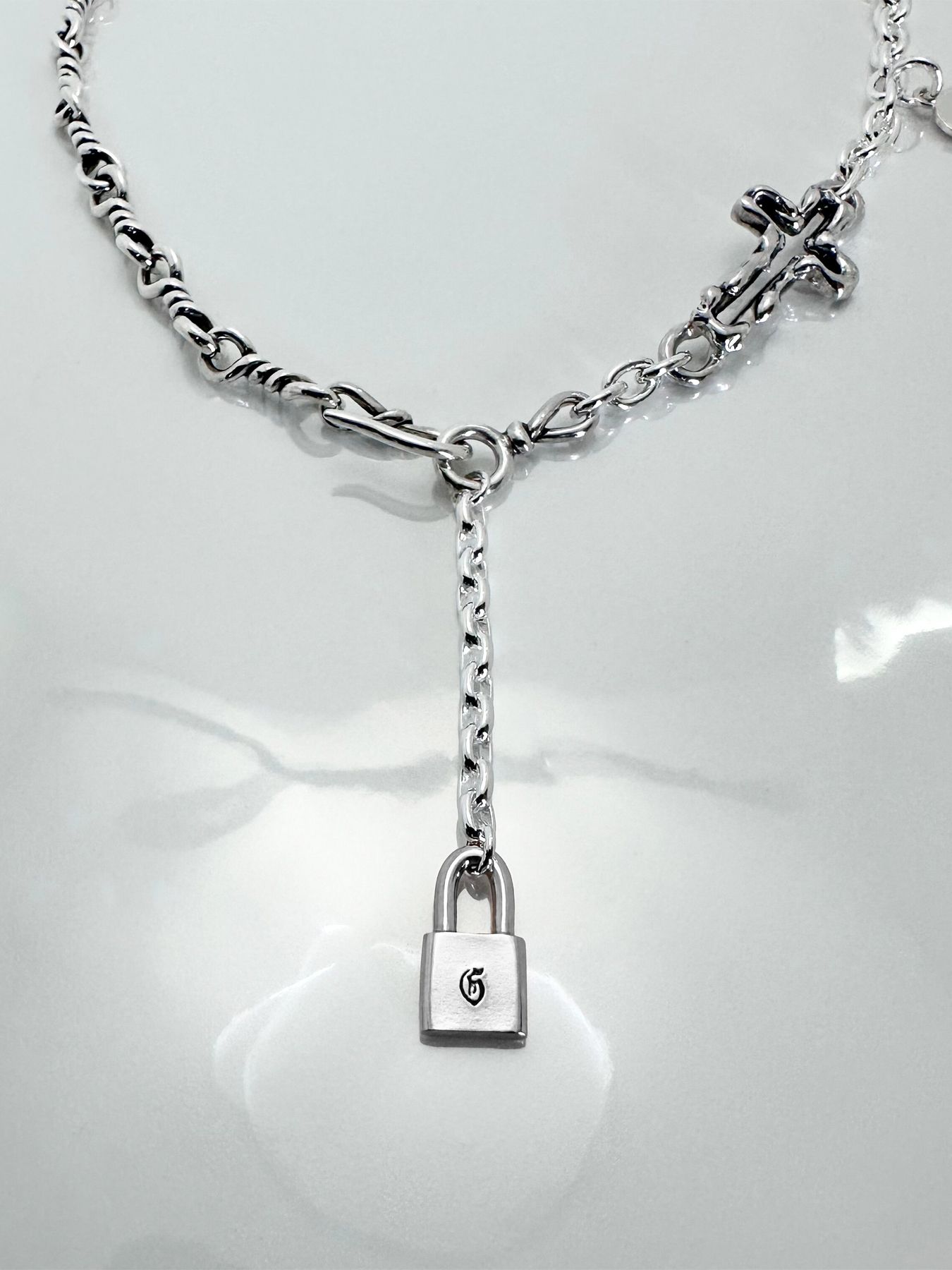 《受注生産》OPEN CROSS & TWIST CHAIN NECKLACE with PADLOCK  / オープンクロス＆ツイストチェーンネックレス ウィズパドロック / 注文から4～6週間後入荷予定