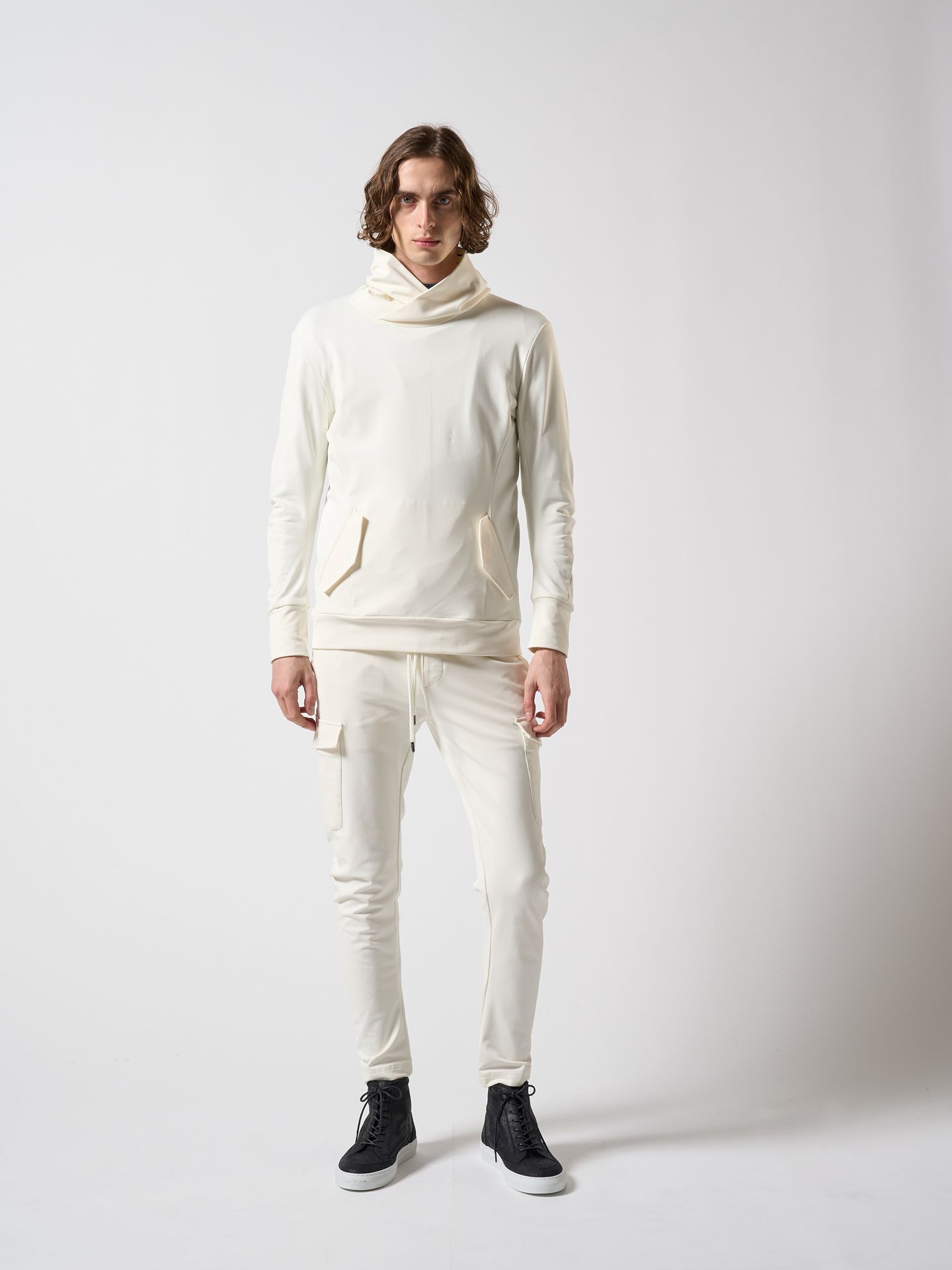 【予約品】 overlap hoodie / パーカー / ホワイト