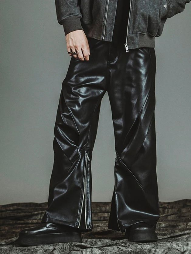 シンセティックレザーZIPフレアパンツ / ブラック【NOID.】