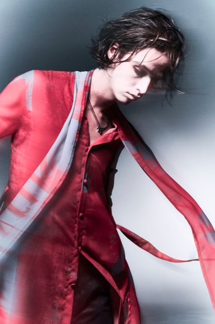《予約品》 LogoShadowButterflyGC StoalFlareShirt / レッド＆グレー 【kiryuyrik】 2023年3月以降入荷予定
