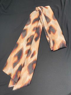ストールヒョウ柄 Leopard Stoal /  / ブラック＆ベージュ