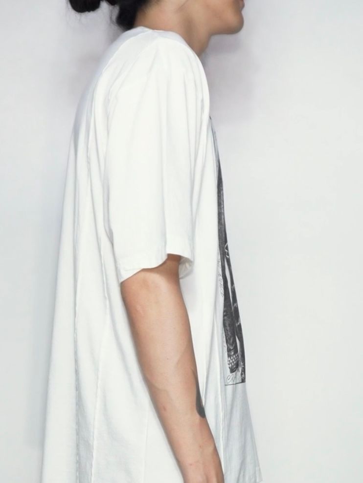 コラボ30/- ナチュラルソフト天竺『 FxxK THE WORLD』ワイド Tシャツ（オーバーサイズ） - WHITE