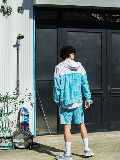 《予約品3月3日18：00締め》 Paisley RUSH OVER ZIPUP HOODIE / ラッシュガードパーカー / バンダナブルーグリーン