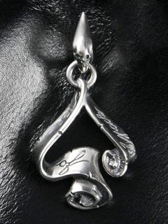Ace of Spade Ribbon Top / ペンダントトップ
