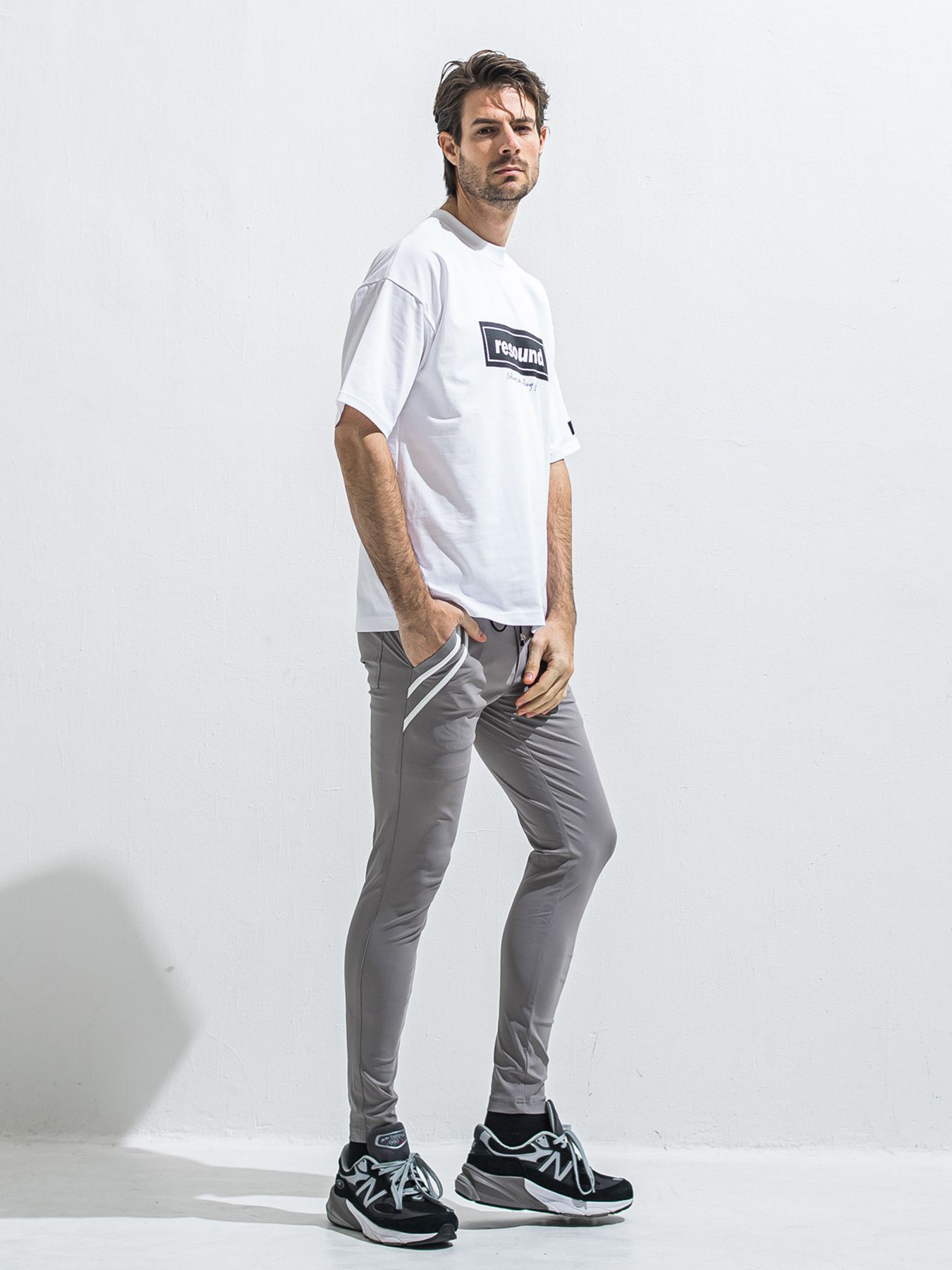 【予約品 2月15日(日) 18:00 締切】BOX OVER TEE / ボックスロゴオーバーTシャツ / ホワイト×ブラック