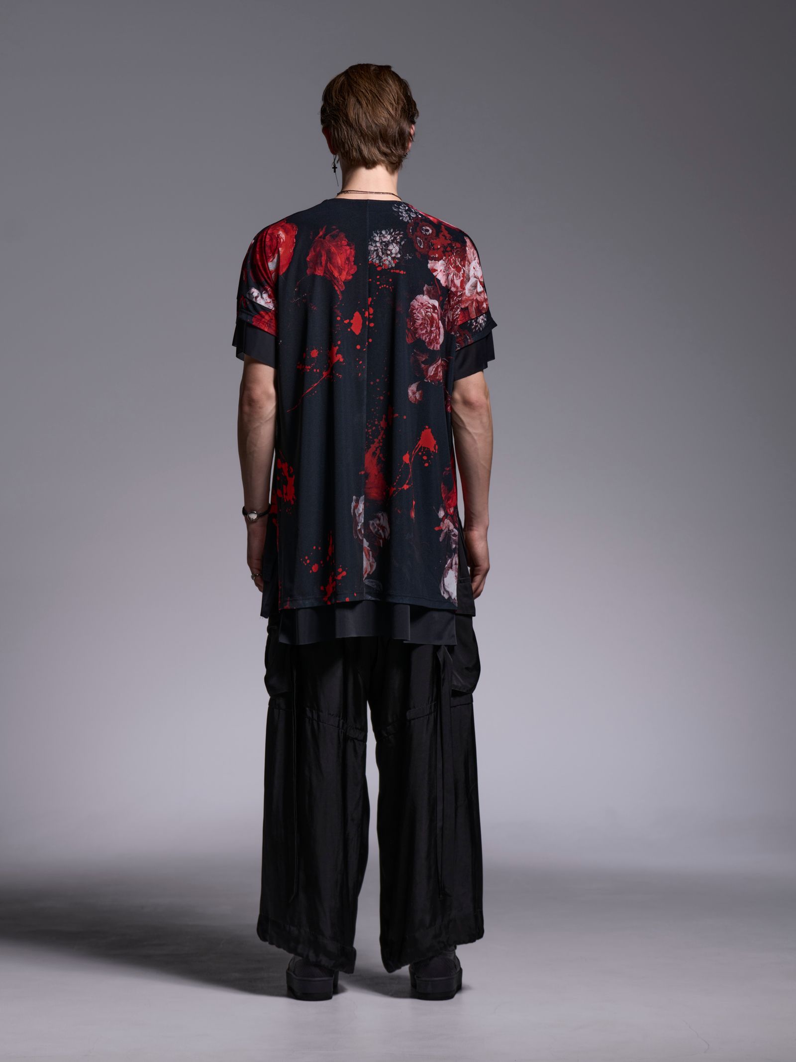 【予約品 1月4日(日) 締切】Crew Neck Layered-T / クルーネック レイヤードTシャツ / ブラックフローラ