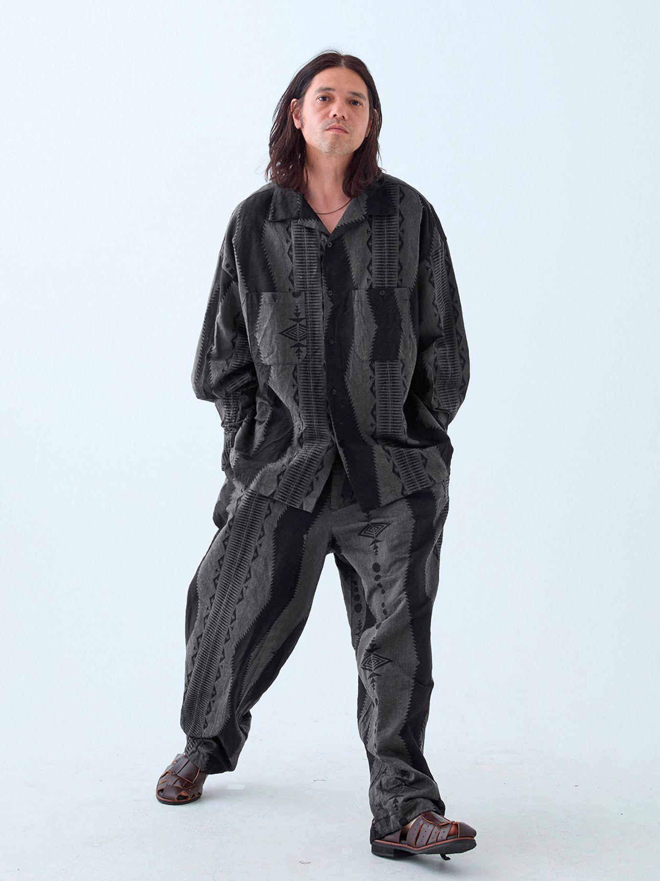 【予約品 6月2日(月) AM10時 締切】FOLKESTRIPE TROUSERS / イージートラウザーズ / ライトグレー×ブラック