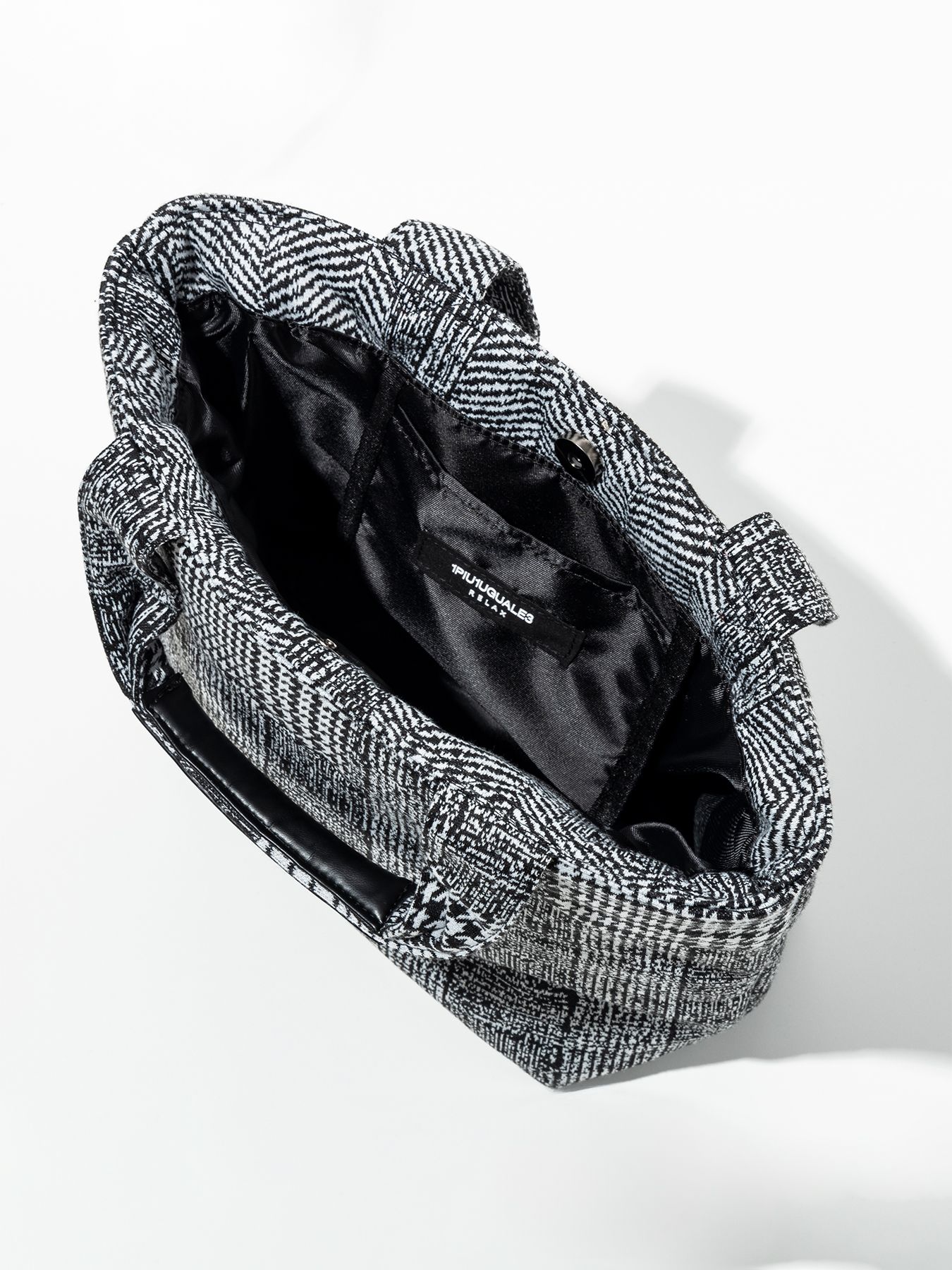 HOUNDSTOOTH LUNCH BAG / ブラック