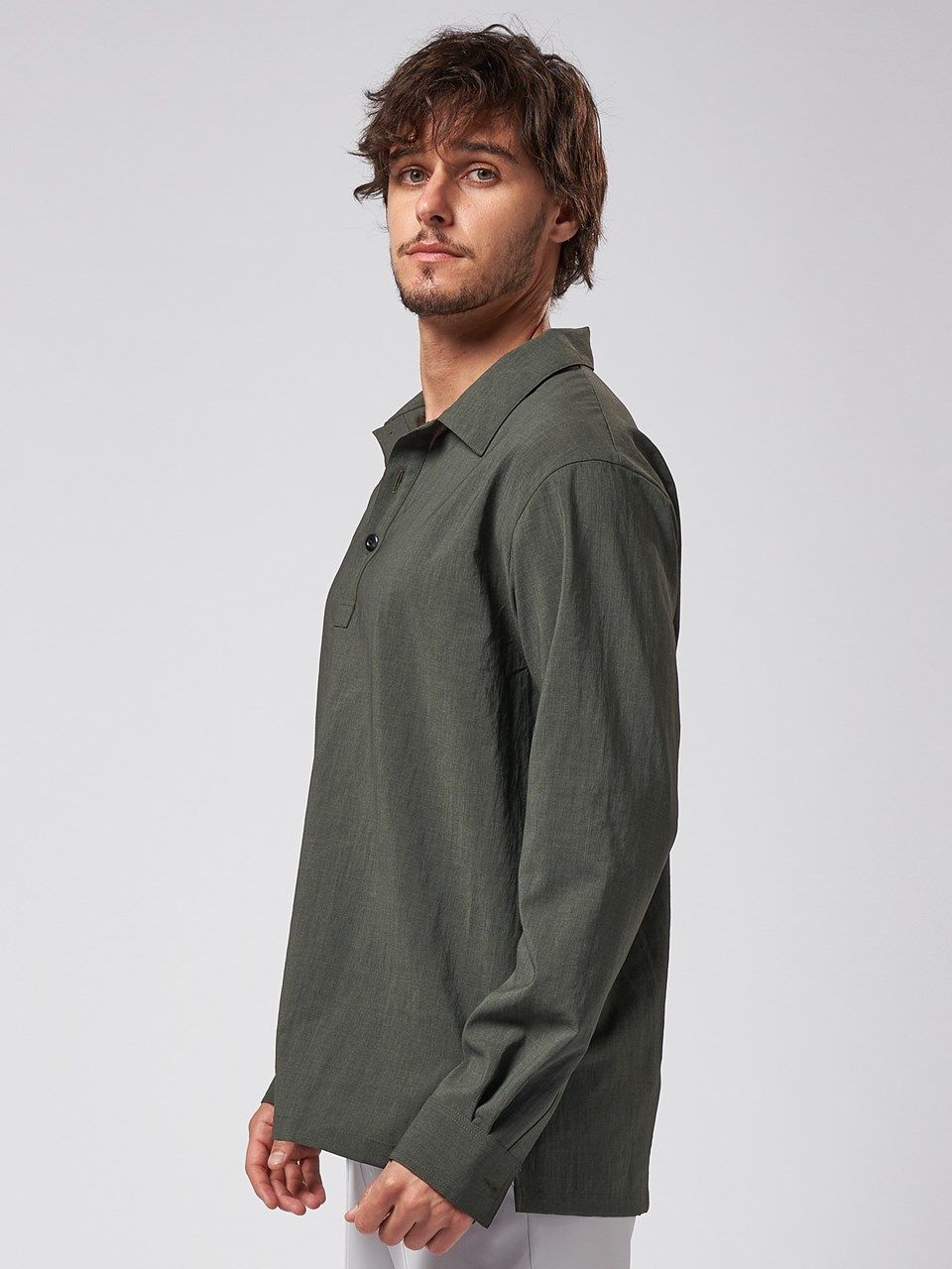 《予約品》 shirt pullover / プルオーバーシャツ / カーキ