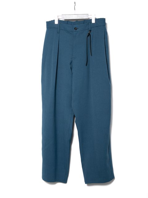 【予約品 10月13日(月) 締切】Polyester Stretch Twill Barrel Wide Pants / ポリエステル ストレッチ ツイル バレル ワイドパンツ / ブルーグリーン
