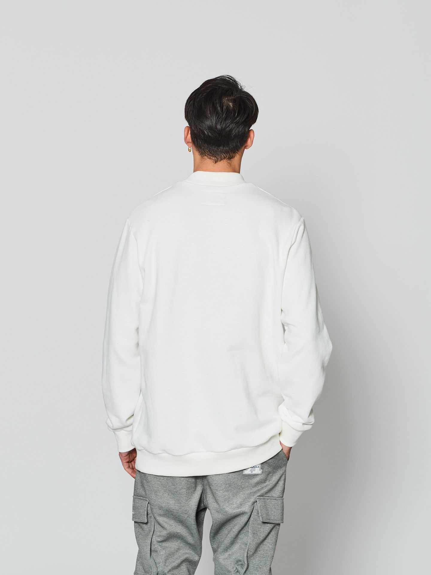 muta Mockneck Sweatshirt / スウェット / ホワイト 【Acanthus×muta】