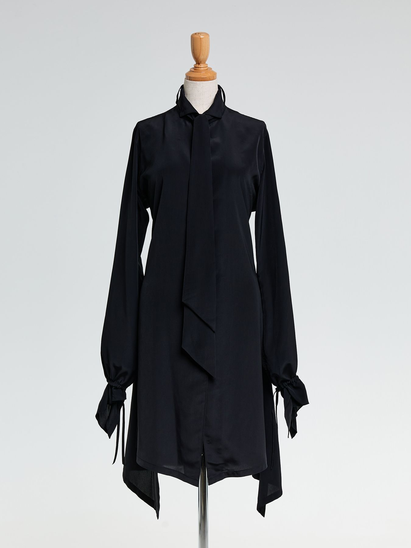 【予約品 10月26日(日) 締切】Wing Collar Flare Ribbon Shirt / ウイングカラー フレアリボンシャツ / ブラック