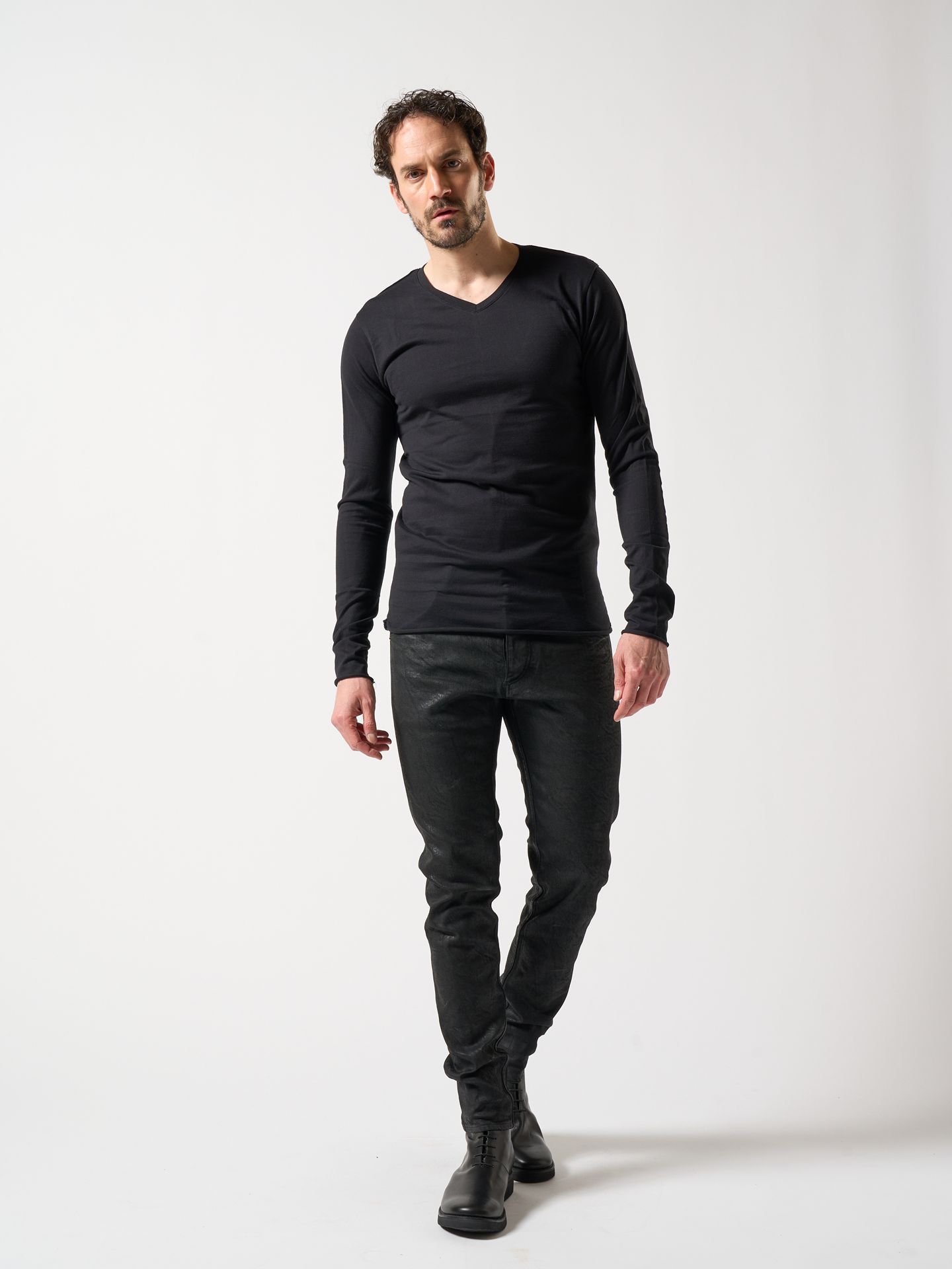 【予約品】 tight straight selvedge denim(oild) / デニム / コーティングブラック