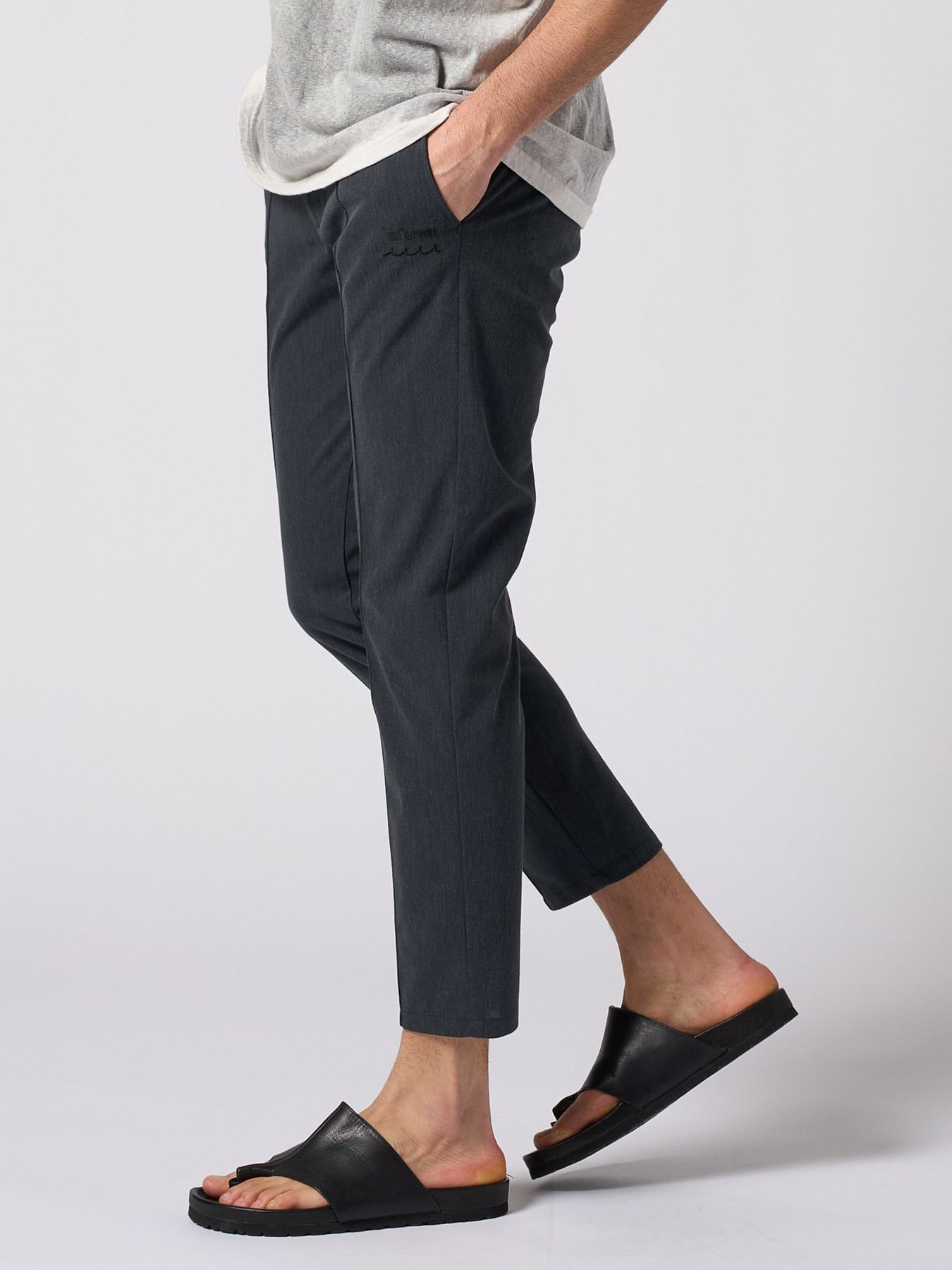 【予約品 1月25日(日) 締切】muta × wjk collection：smart pin-tuck slacks  / スマートピンタック スラックス / ブラック