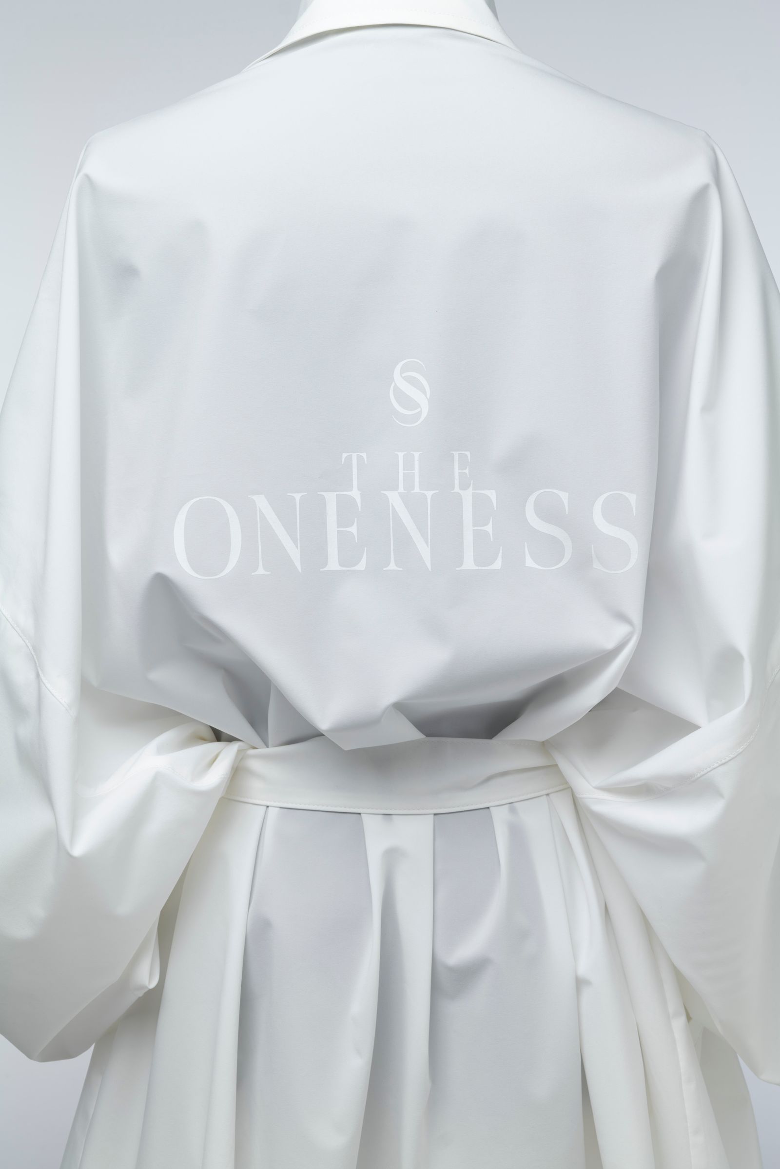 《予約品4月23日18時締め》 HAORI-TrenchCollar / カーディガン  / ホワイト 【THE ONENESS】 7月中入荷予定