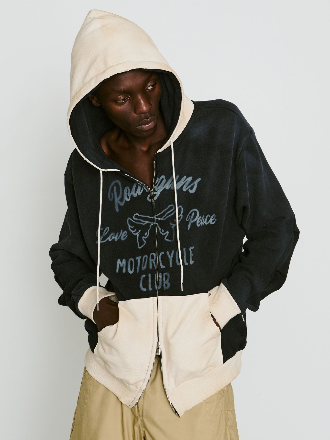 【予約品 8月10日(日) 締切 】SPRAY PRINT HOODIE / スプレープリント フーディー / ブラック×オフホワイト