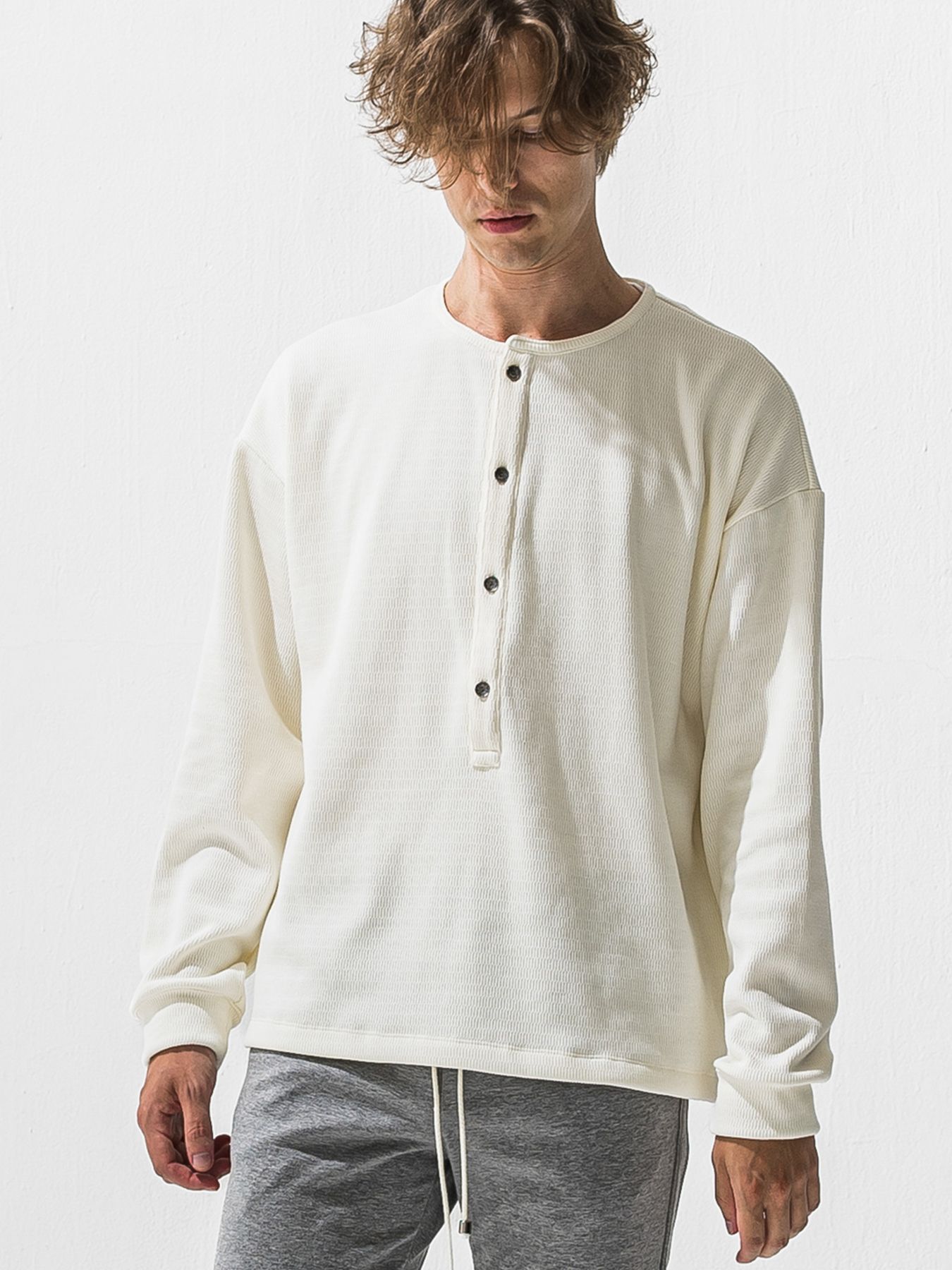 【予約品 9月6日(日) 締切】OVER HENRY VELOURS FLEECE THERMAL / 裏起毛 ハニカムサーマル オーバーサイズヘンリーネック / ホワイト