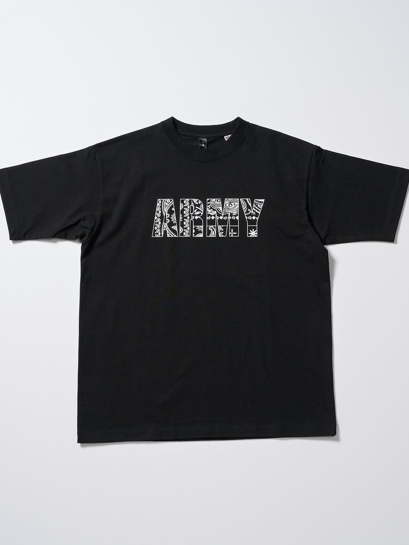 【予約品 1月25日(日) 締切】graphic-T collection：bandana panel ARMY T / バンダナパネル アーミー Tシャツ / ブラック