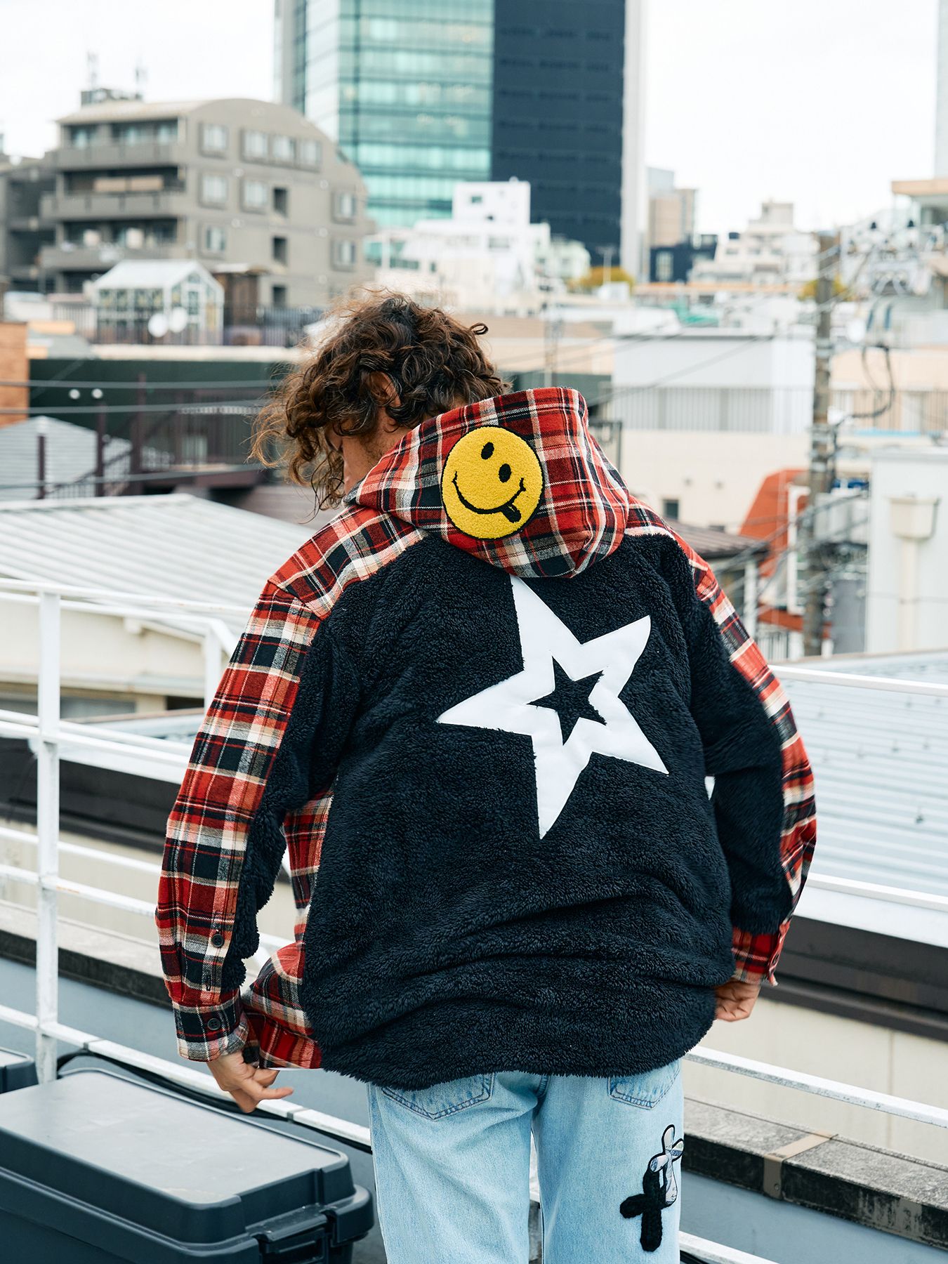 【予約品 】 ヘビーネルチェック-ボア レザースター&サガラパッチワーク フーデッドシャツ / ブラック