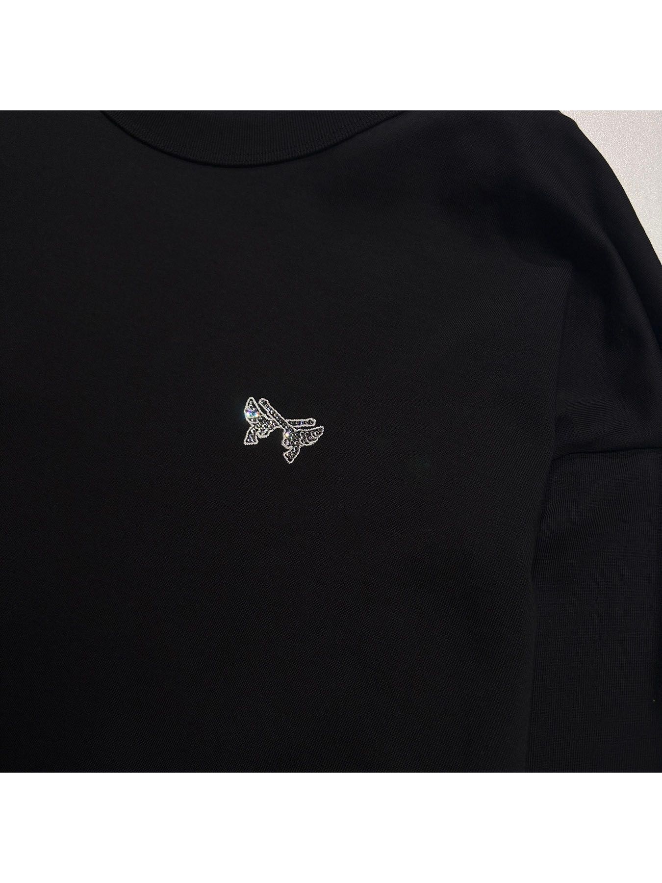 【予約品 3月9日(月) 18:00 締切】WING EMB PEACE L/S T / ウイングクロスガン刺繍 クリスタルPeace ロンT / ブラック