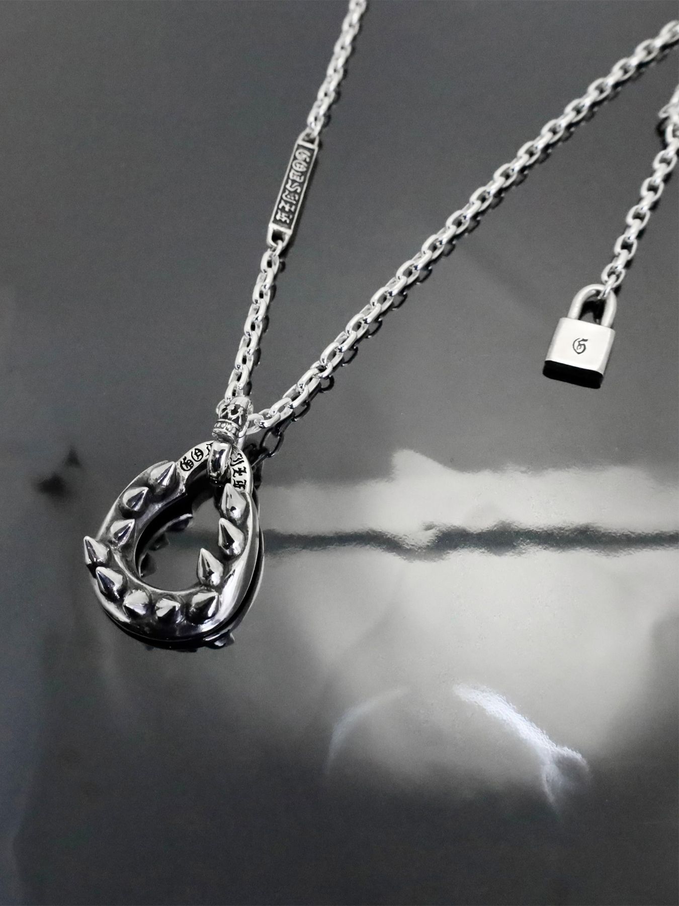 《受注生産》SHARK TEETH HORSESHOE NECKLACE / シャークトゥースホースシューネックレス / 注文から1～3週間後入荷予定