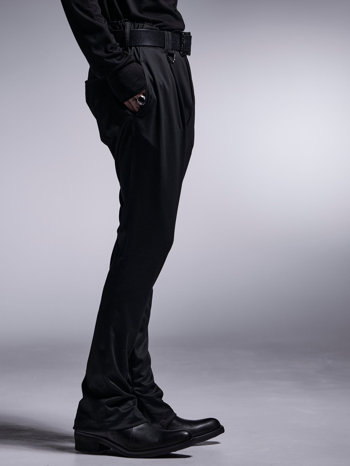 【予約品 7月13日(日) 締切】1Tuck Slim Slacks / 1タック スリムスラックス / ブラック
