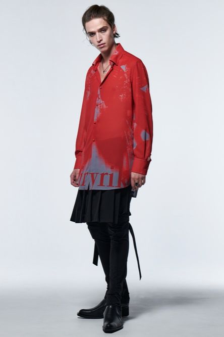 《予約品》 LogoShadowButterflyGC SquareHemShirt / レッド＆グレー 【kiryuyrik】 2023年3月以降入荷予定