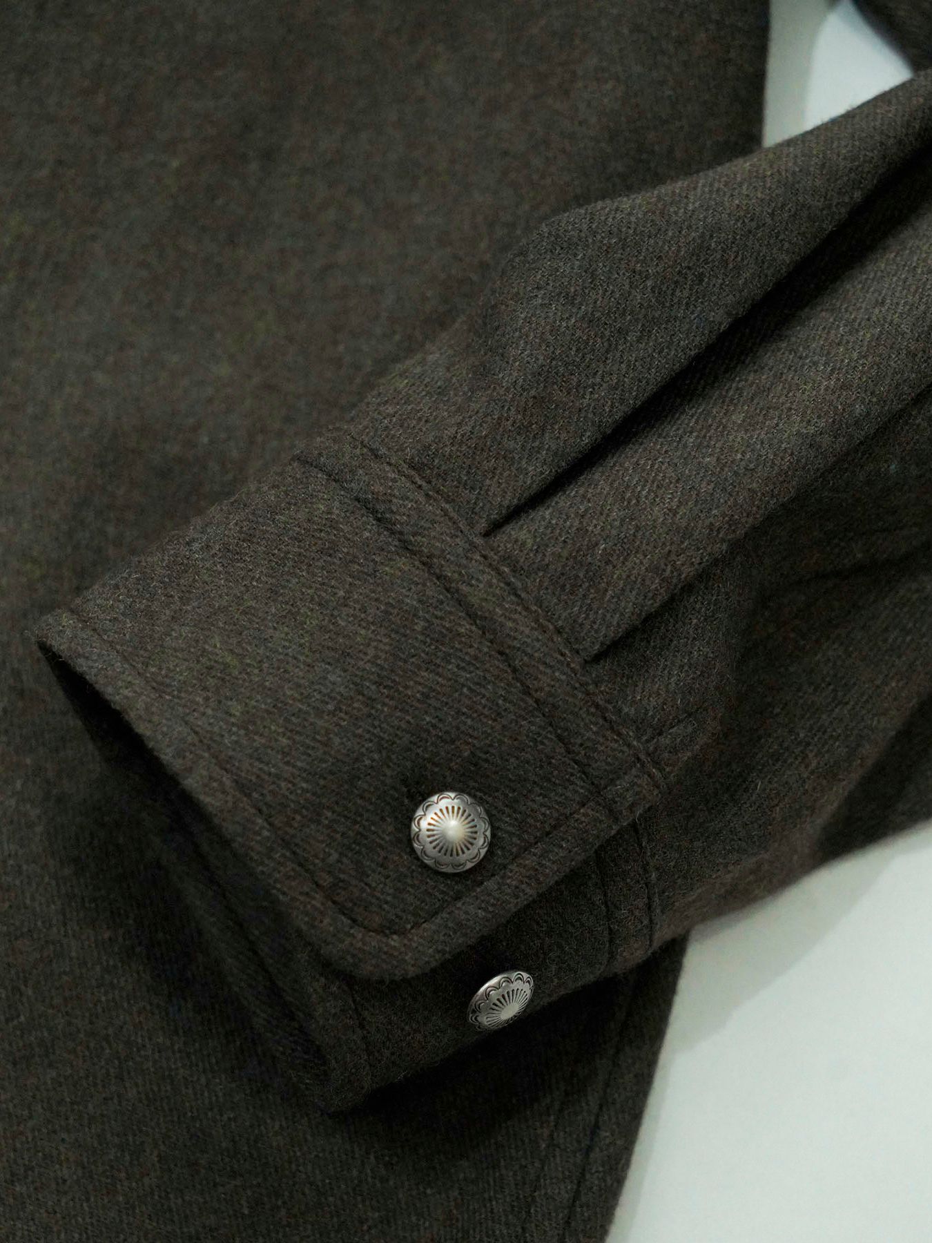 【予約品 】Bojour / ウール デザインシャツ / 杢オリーブドラブ