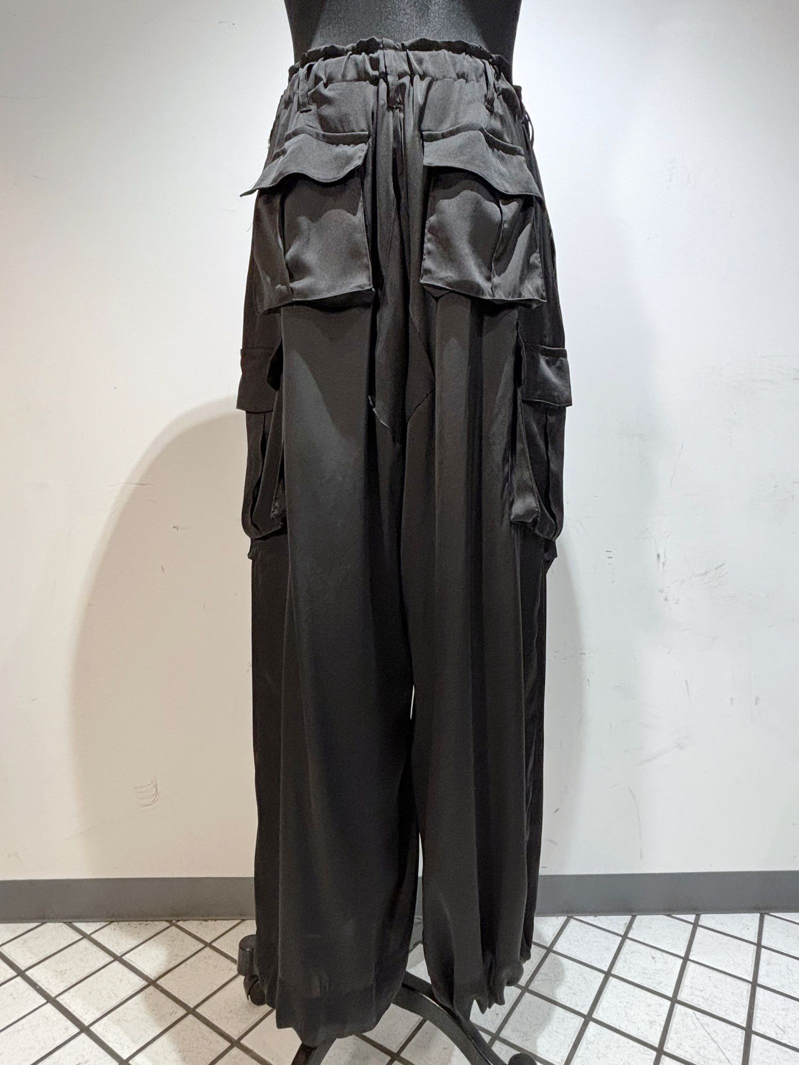 国内発送【MICHEAL KORS】ツイルワイドレッグパンツ BELTED PLEATED WIDE-LEG TROUSERS ベルト付きプリーツワイド