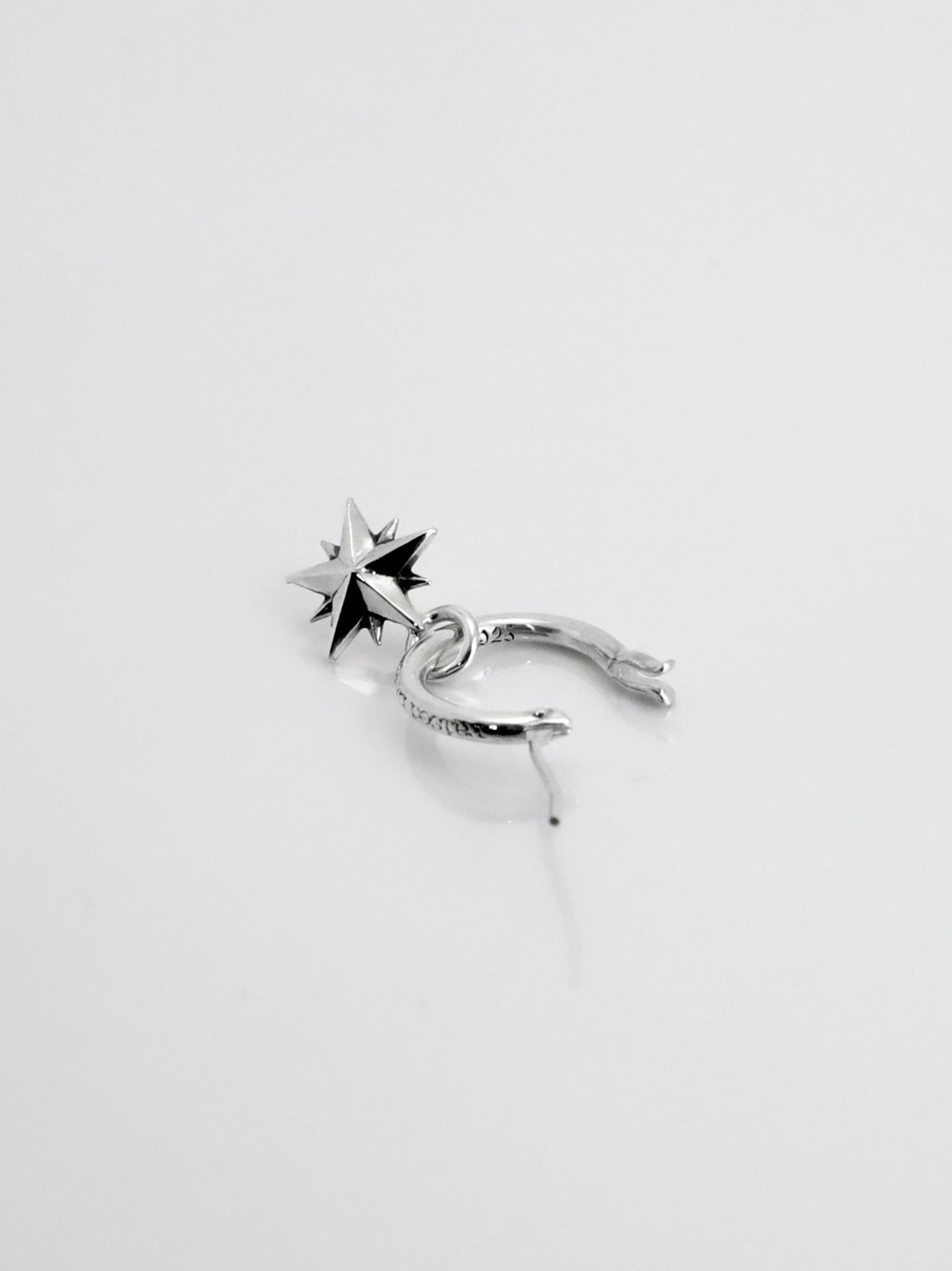 《受注生産》 THIN HOOP -raised by wolves- with 10P STAR / レイズド・バイ・ウルヴス シンフープ ウィズ 10ピークススター / 注文から2～3週間後入荷予定