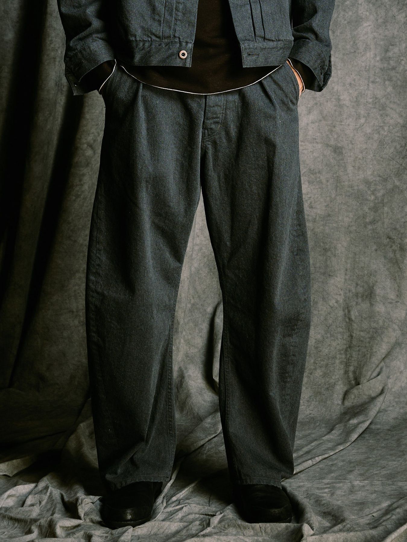 【予約品 4月19日(日) 18時締切】wide banana denim(OW)  / ワイドバナナデニム ワンウォッシュ / ダストチャコール