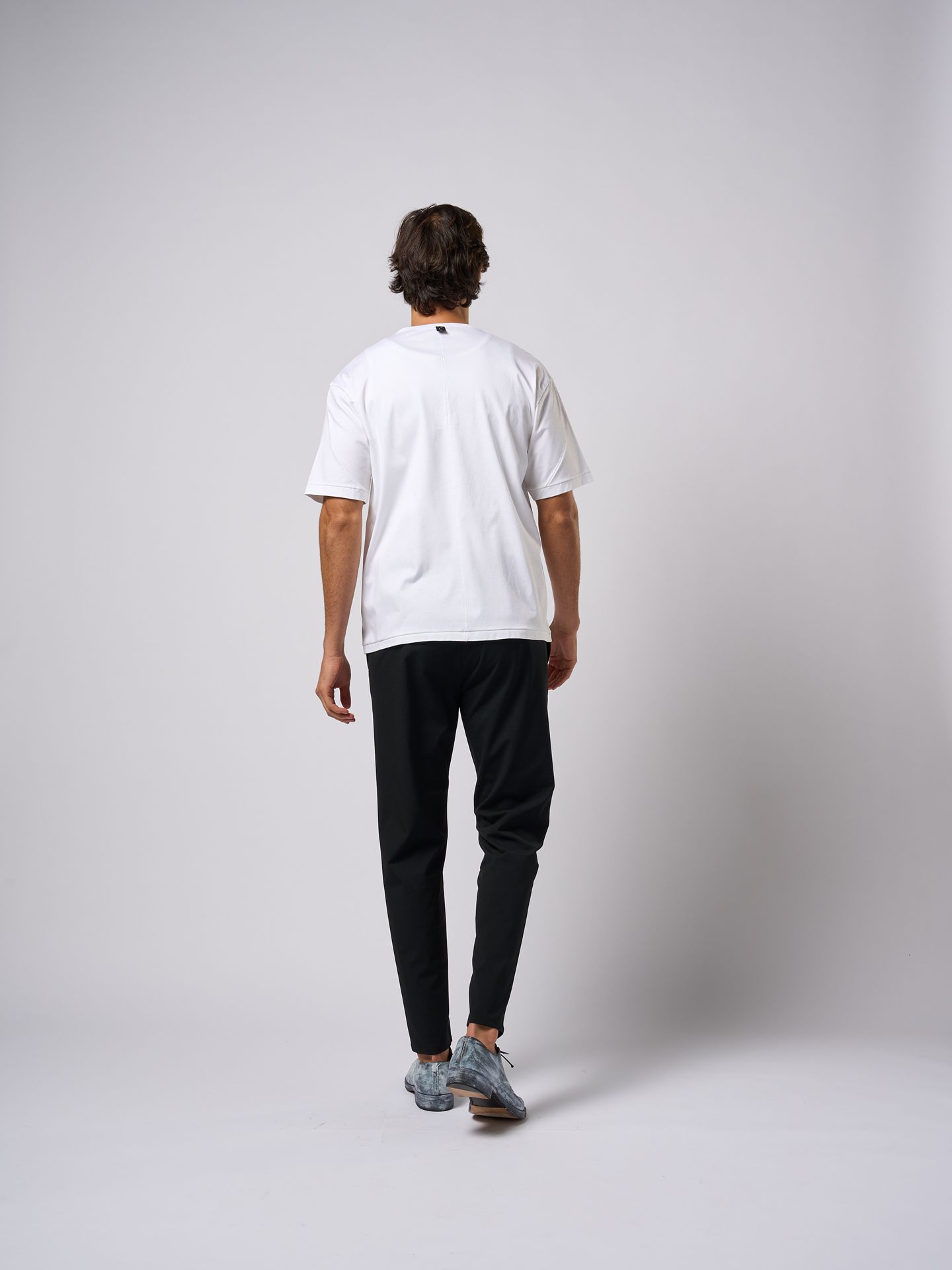 【予約品9月19日 10時締め】 silk touch ladder-st S/S  / Tシャツ / ホワイト×ホワイトステッチ