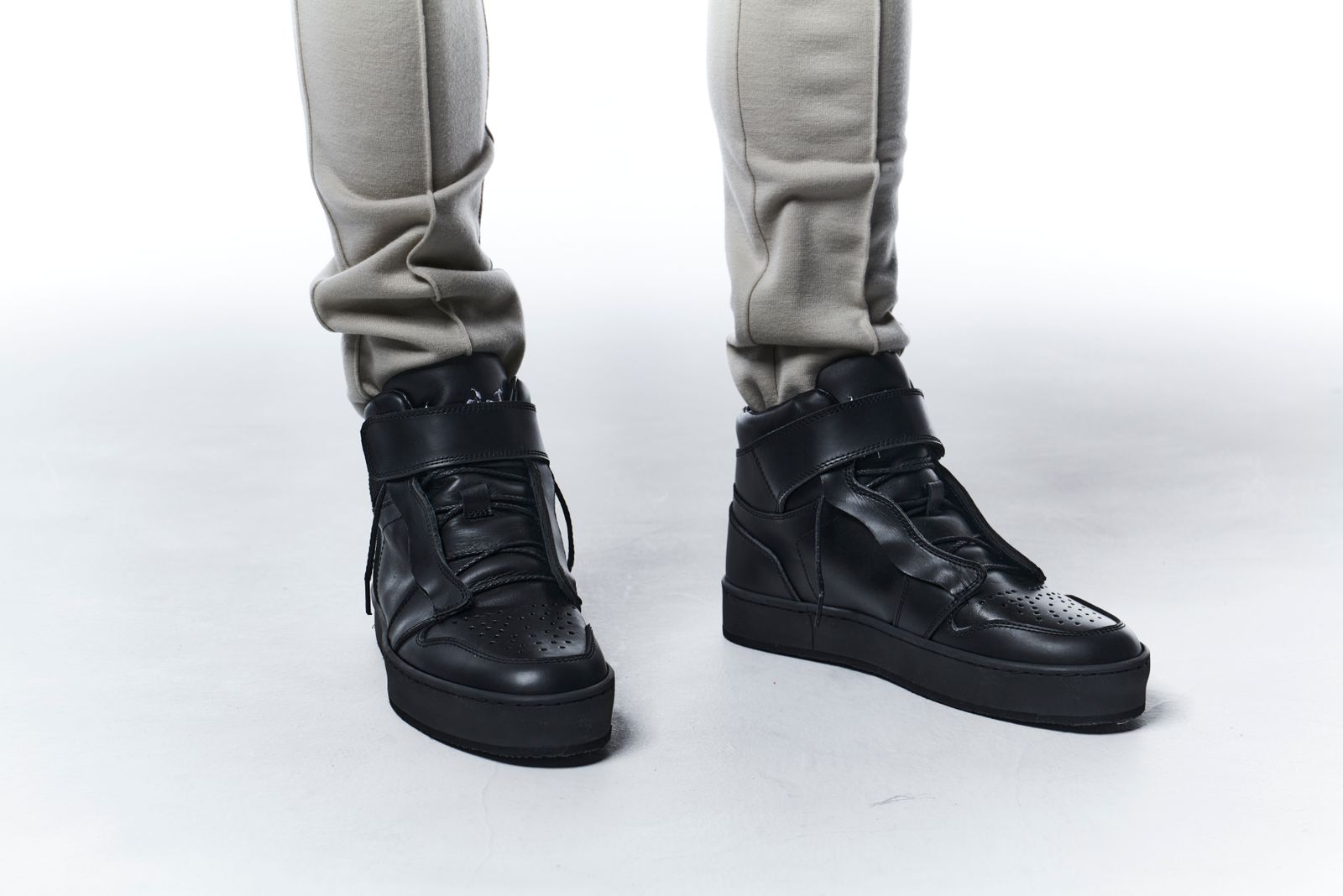 《予約品》 Smooth CowSneakers レザースニーカー 【kiryuyrik】 10月入荷予定