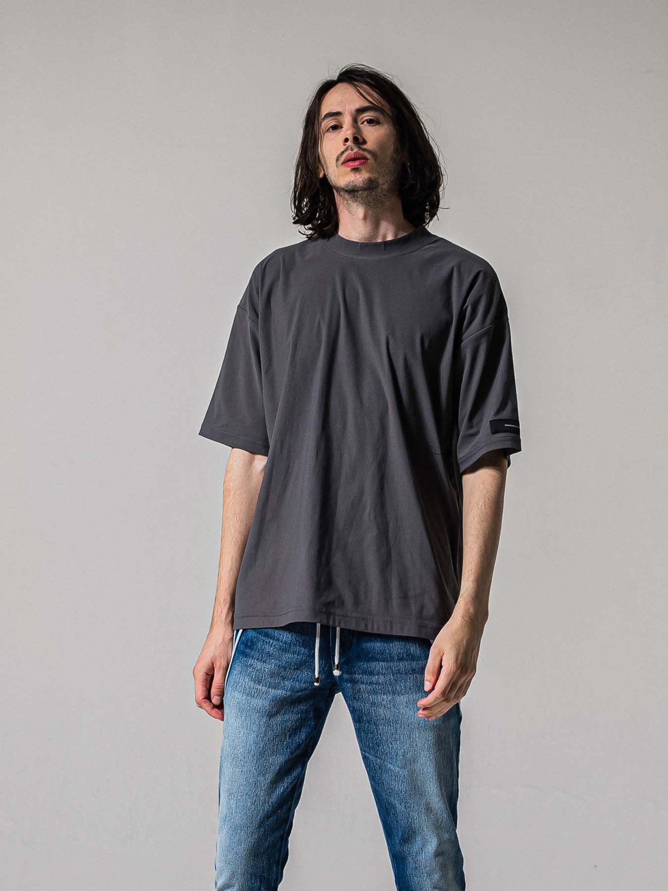 【予約品 11月16日(日) 締切】SIDE RC OVER T / サイドロゴプリント オーバーサイズ ナイロンTシャツ / グレー