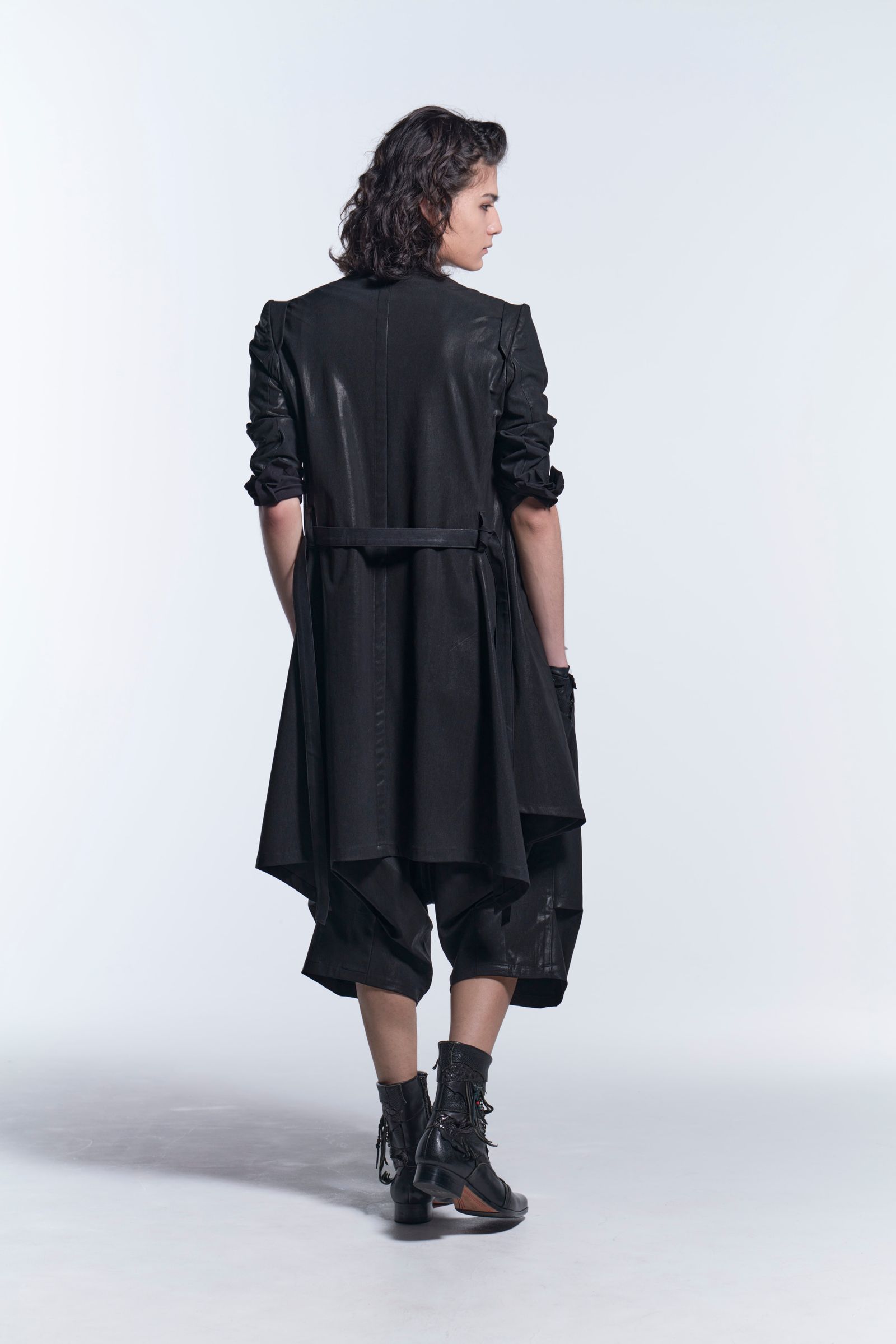 《予約品7/31締切》コラボ Collarless Flare Jacket / Black【BLACK HONEY CHILI COOKIE × kiryuyrik】12月入荷予定