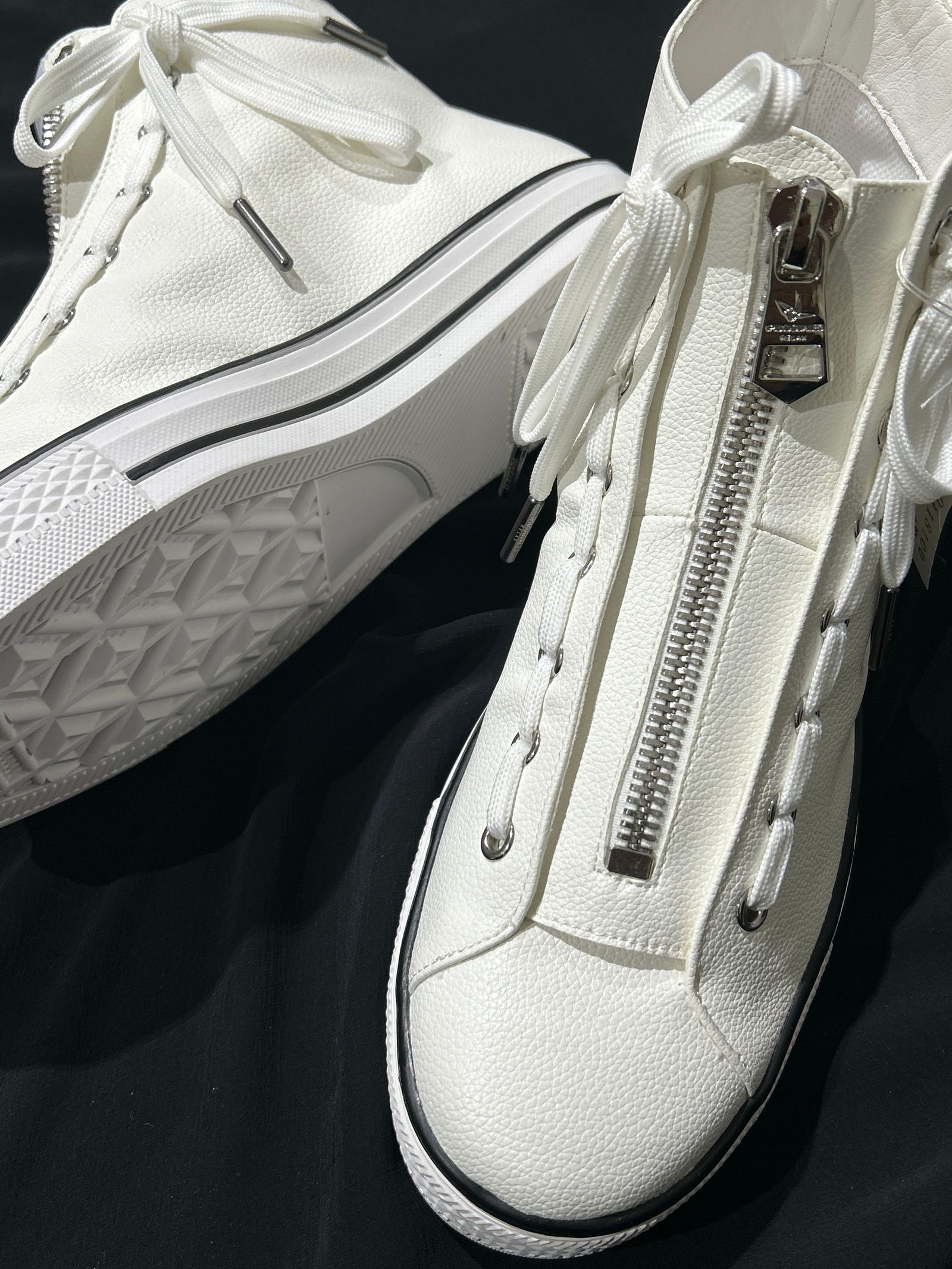 LUXURIOUS ZIP ハイカットスニーカーホワイト 【1PIU1UGUALE3 RELAX】