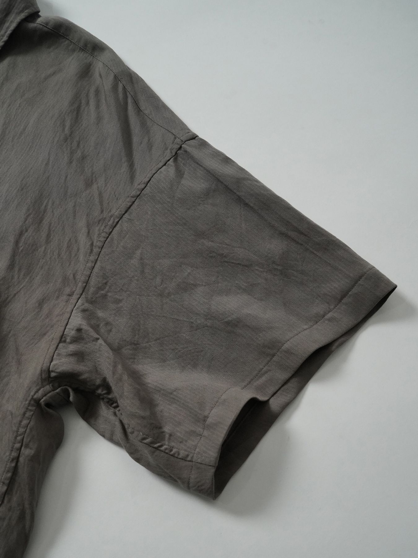【予約品 5月6日(水) 締切】PLISSE-SHIRTS / ワークシャツ / グレー