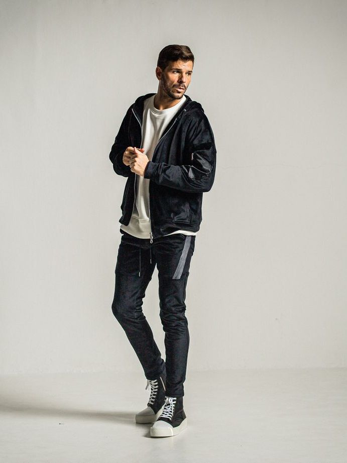 《予約9月1日18時締め》 veloursfleece zip loose hoodie  / パーカー / ブラック