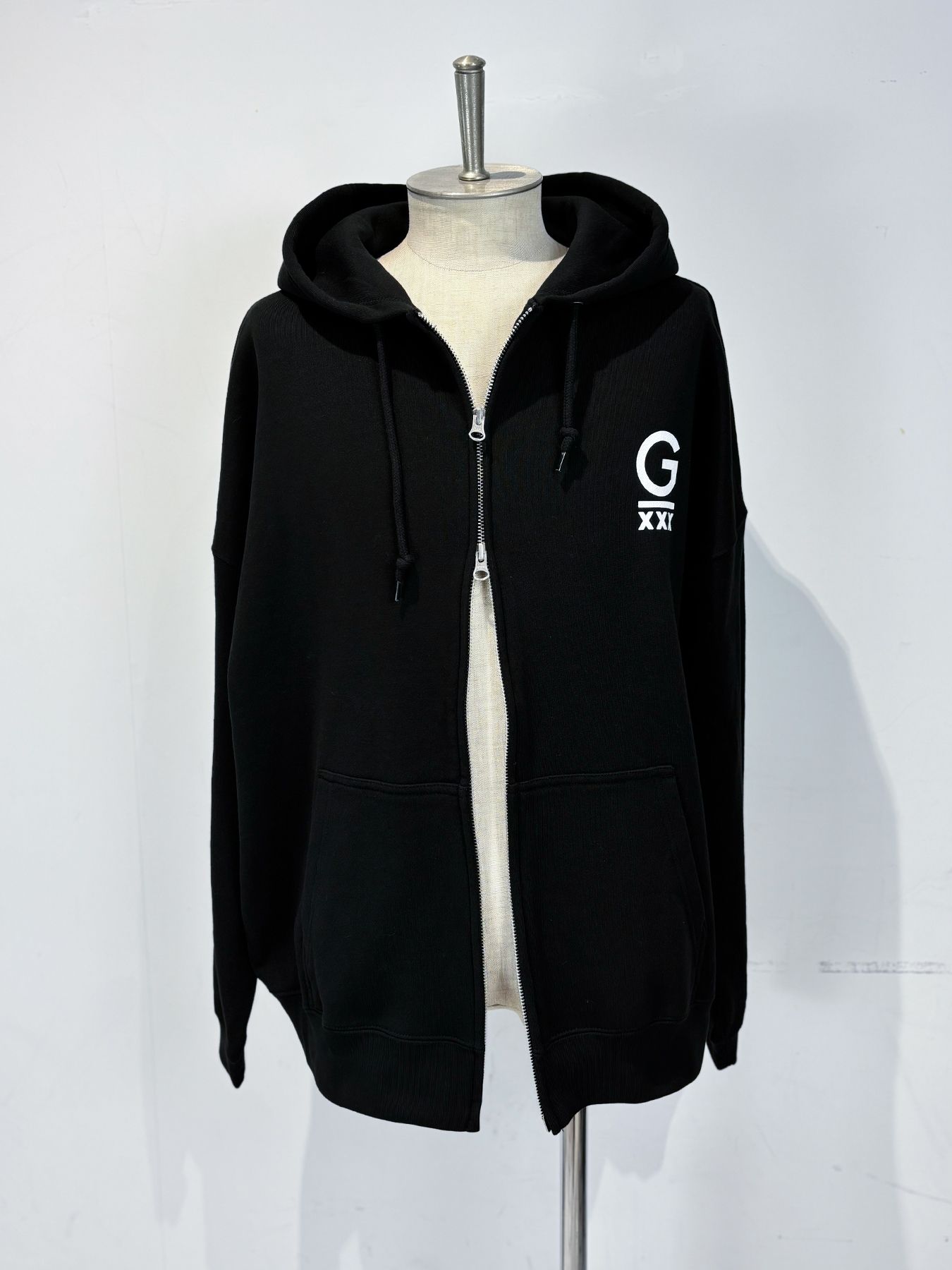 GODSIZE CLOCK RELAXED FIT ZIP HOODIE / ブラック