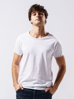 《予約品》 cut-off crew-neck S/S / クルーネックTシャツ / ホワイト