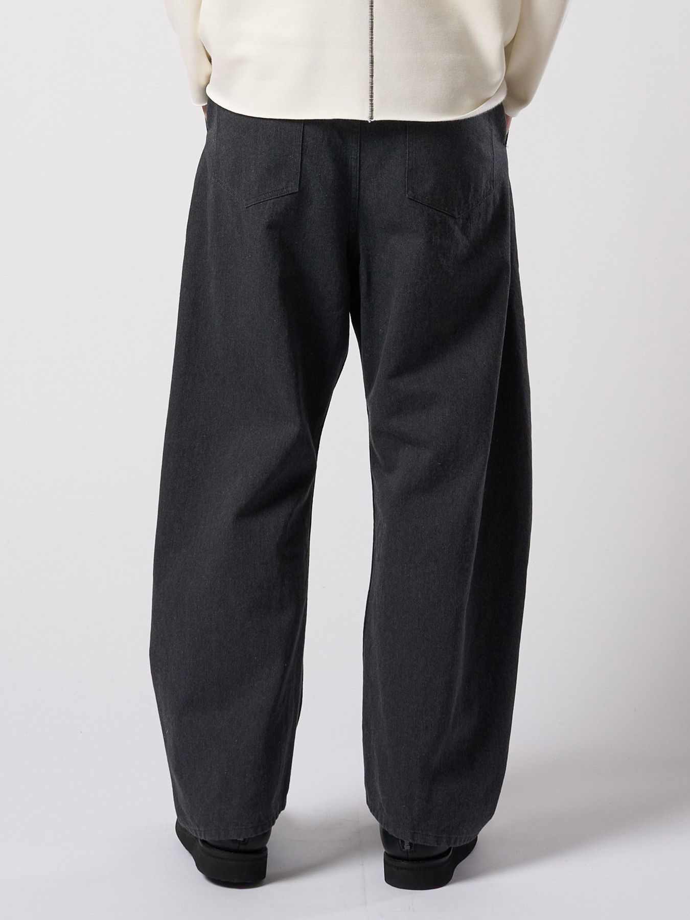 【予約品 4月19日(日) 18時締切】wide banana denim(OW)  / ワイドバナナデニム ワンウォッシュ / ダストチャコール