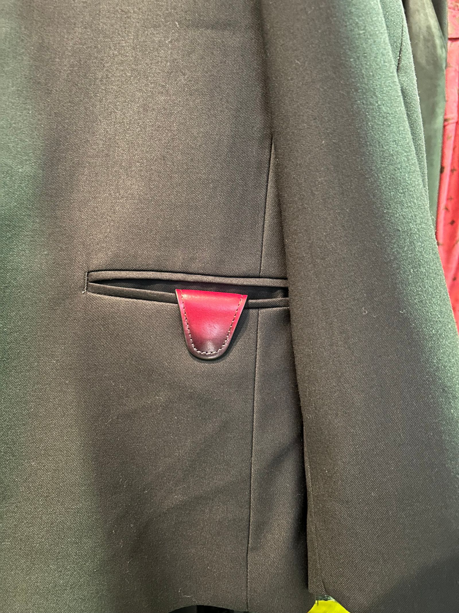 マグネットキークリップ × Vintage Revival Productions革イタリアンショルダーVxY290 RED 【 yuhaku】