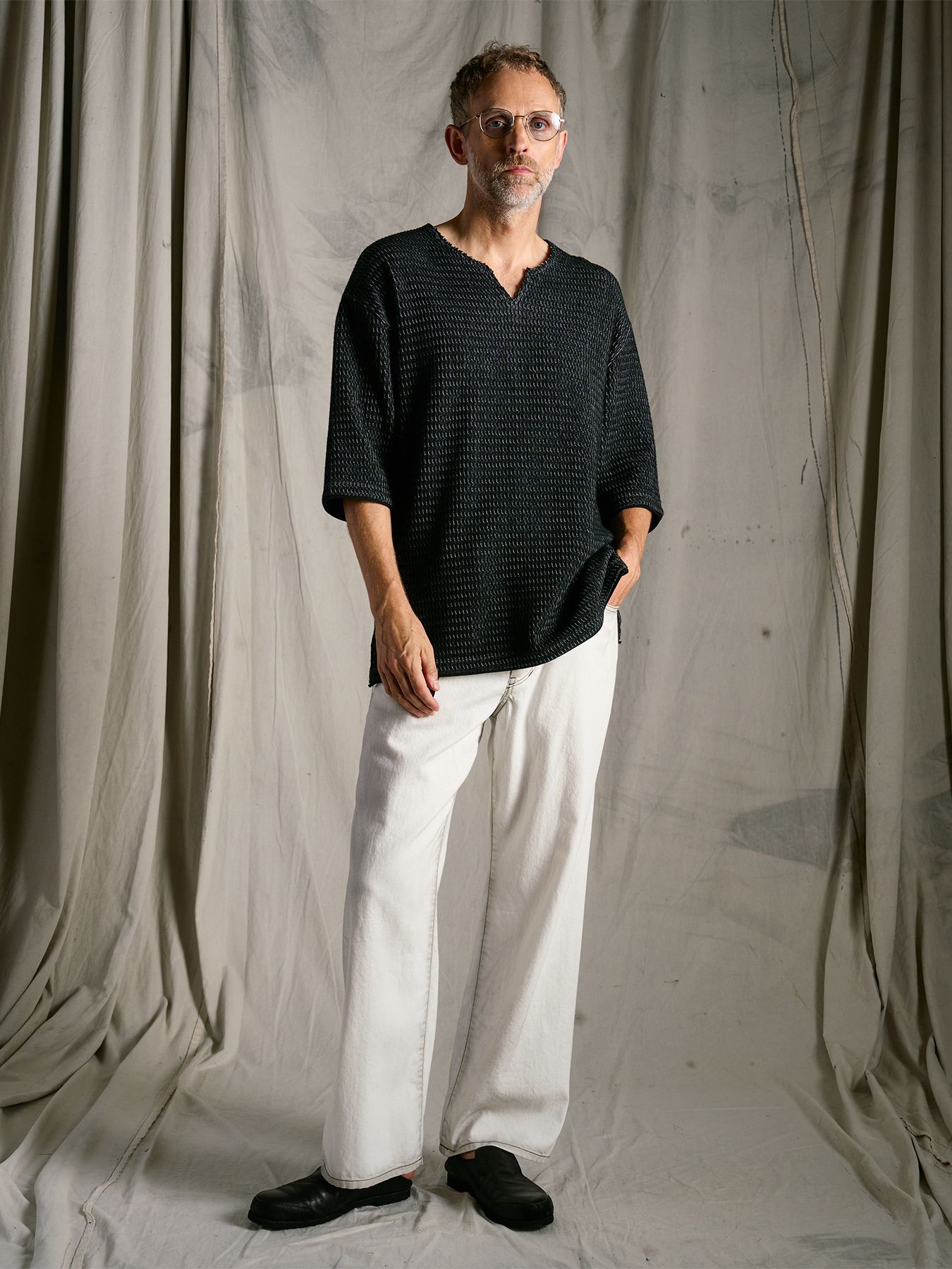 【予約品】textured knit key-neck H/S / ニットジャージー ハーフスリーブトップス / ブラック×グレー