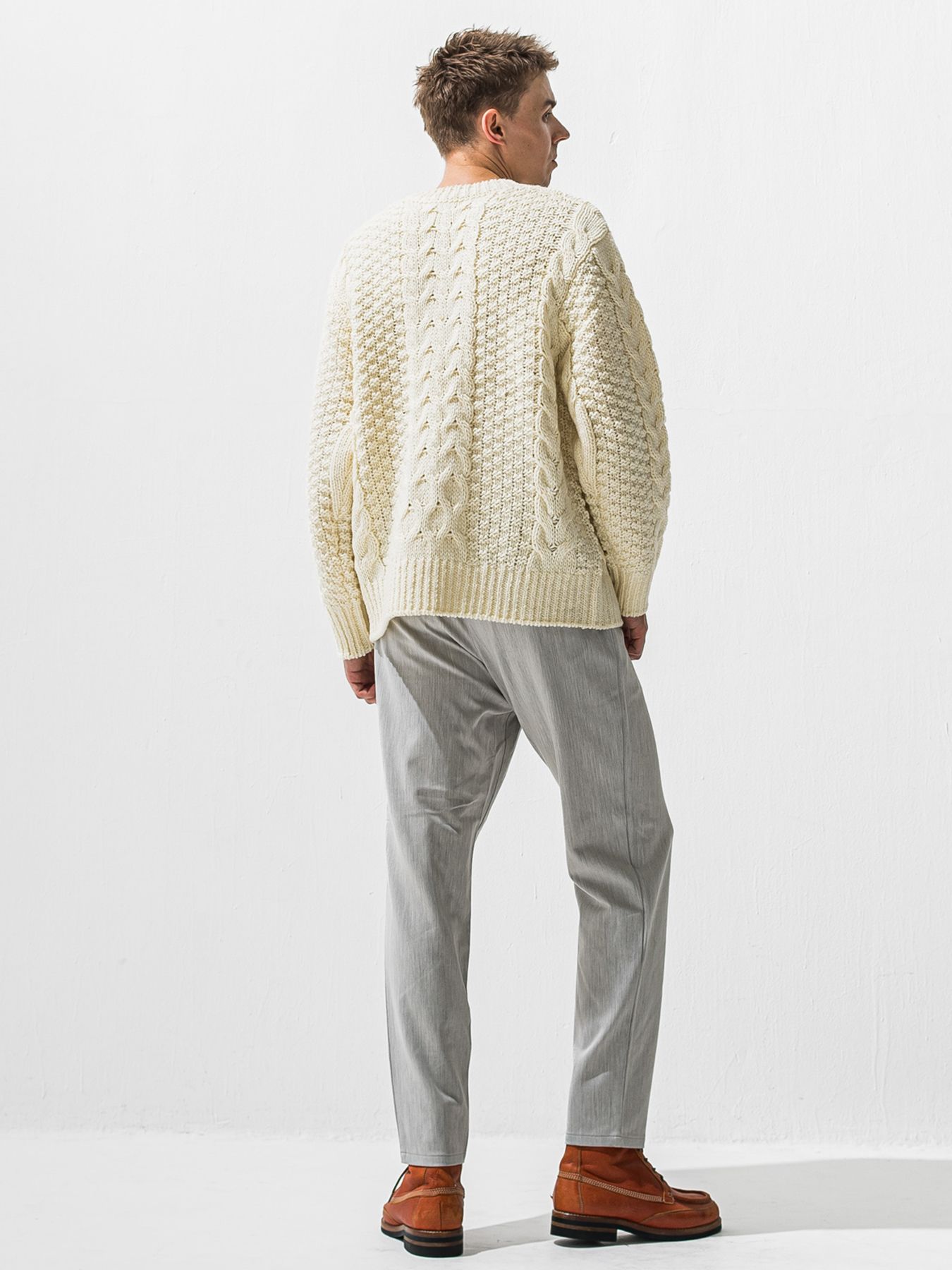 【予約品 9月6日(日) 締切】CABLE LAW SWEATER / ケーブル編みローゲージセーター / オフ